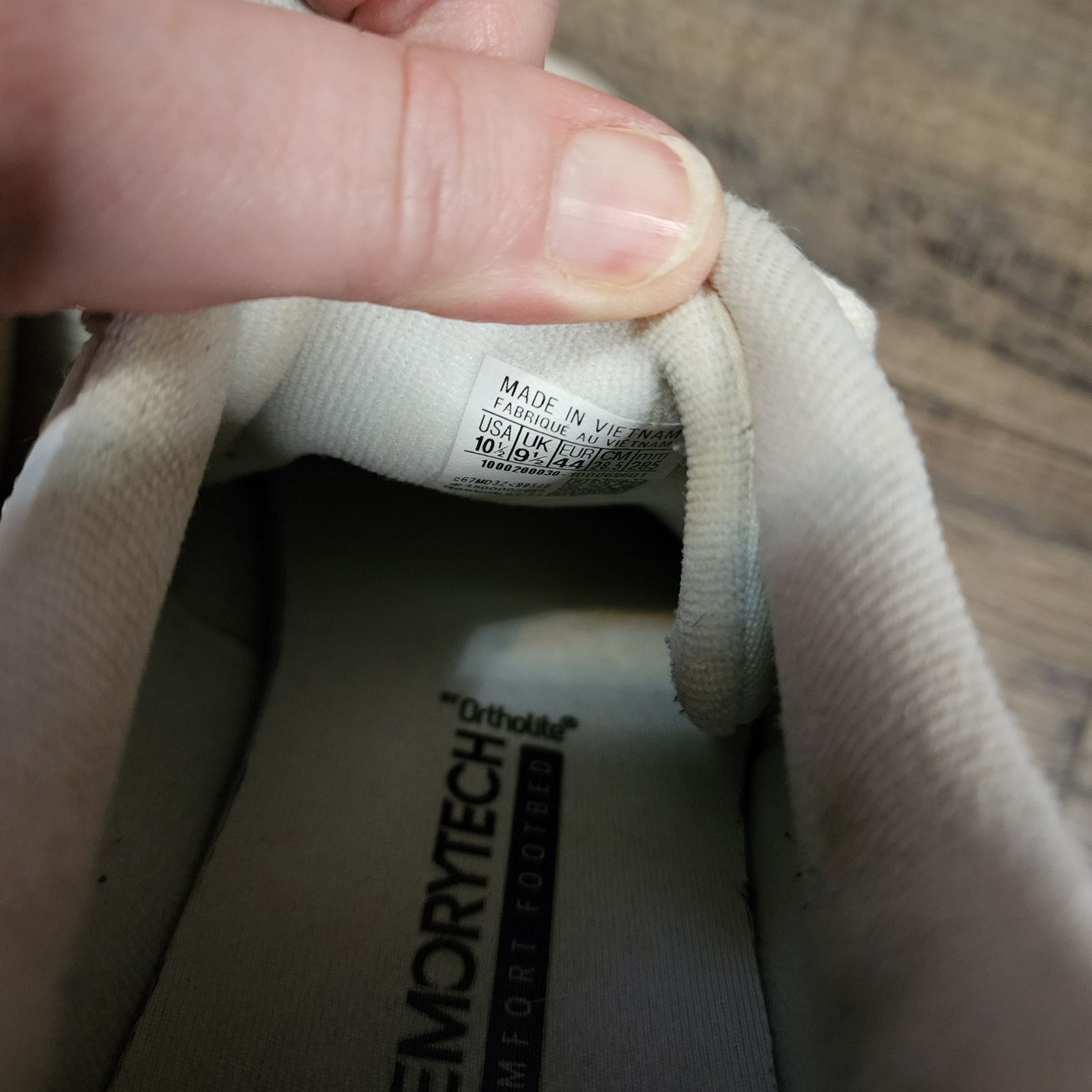 Reebok Preowned Wht & brown Reebok sneakers shoes mens sz 10.5 SH2 Size US 10.5 / EU 43-44 - 7 Thumbnail