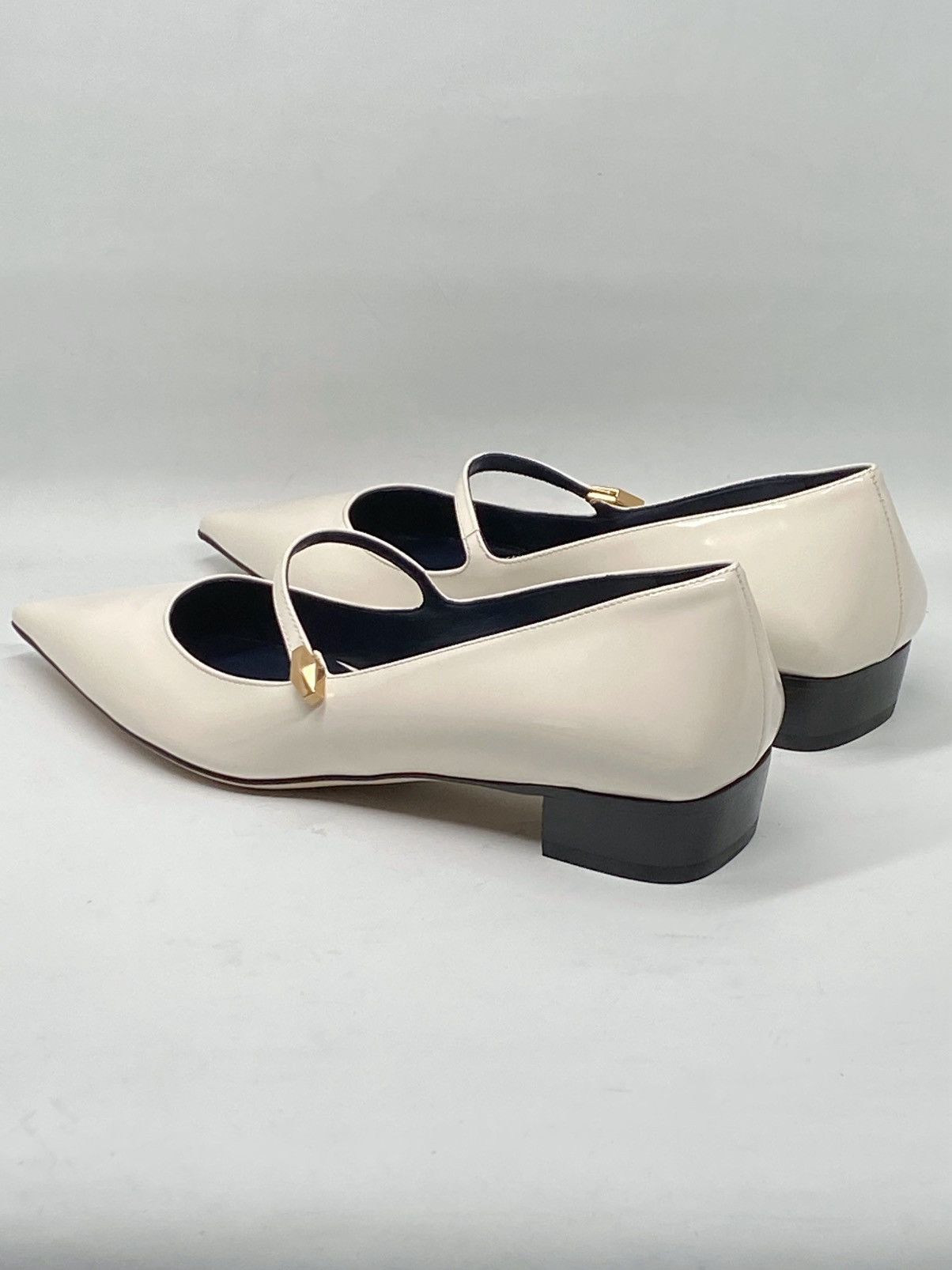 Jimmy Choo Jimmy Choo Carolyn Leather Mary Jane Flats size 38.5 Size US 8.5 / IT 38.5 - 9 Thumbnail