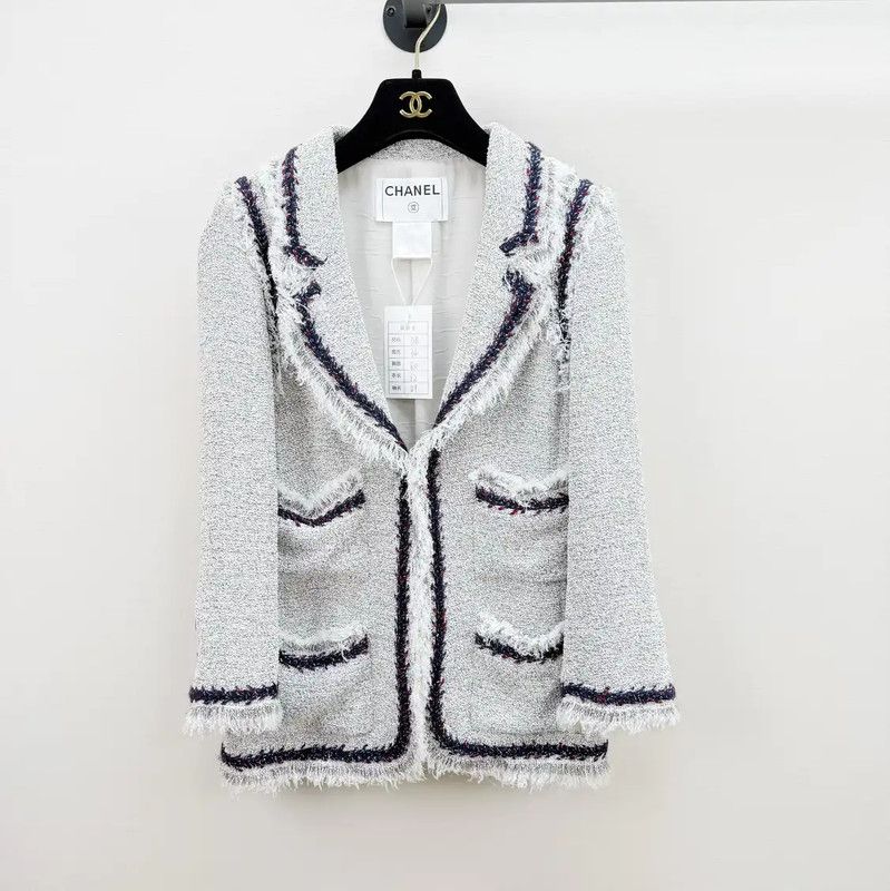 Chanel Chanel White Jacket for Women 0089 Size ONE SIZE - 1 Thumbnail