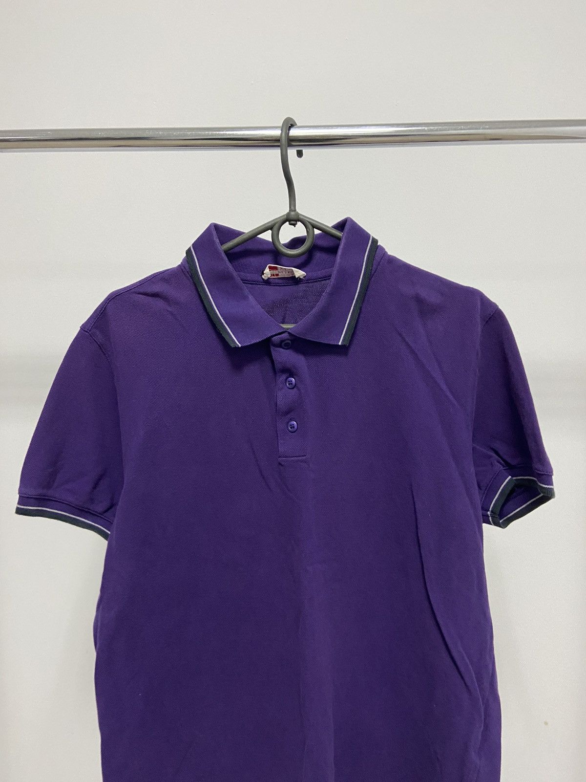 Prada × Vintage Prada Luxury Vintage Polo T Shirt Red Rubber Logo Ribbon Size US L / EU 52-54 / 3 - 2 Thumbnail