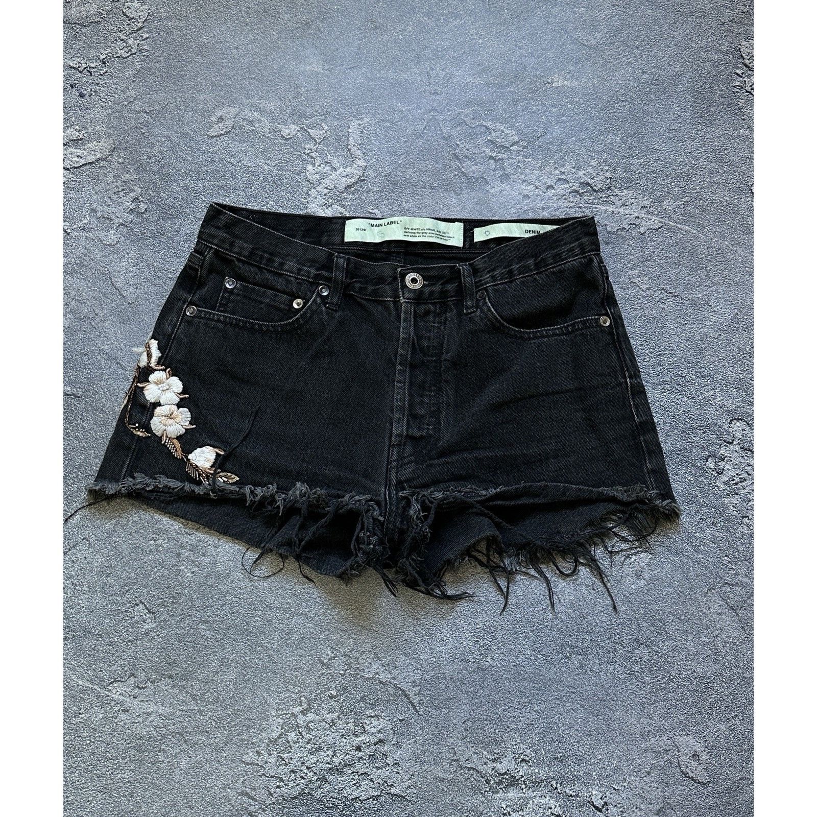 Off-White Off-White Womens Washed Style Denim Mini Shorts Embroidered Size 29" - 1 Thumbnail