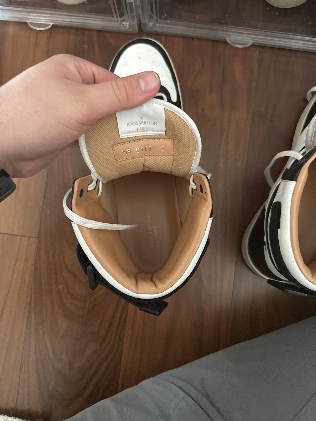 Louis Vuitton Louis Vuitton Rivioli Size US 9 / EU 42 - 6 Thumbnail