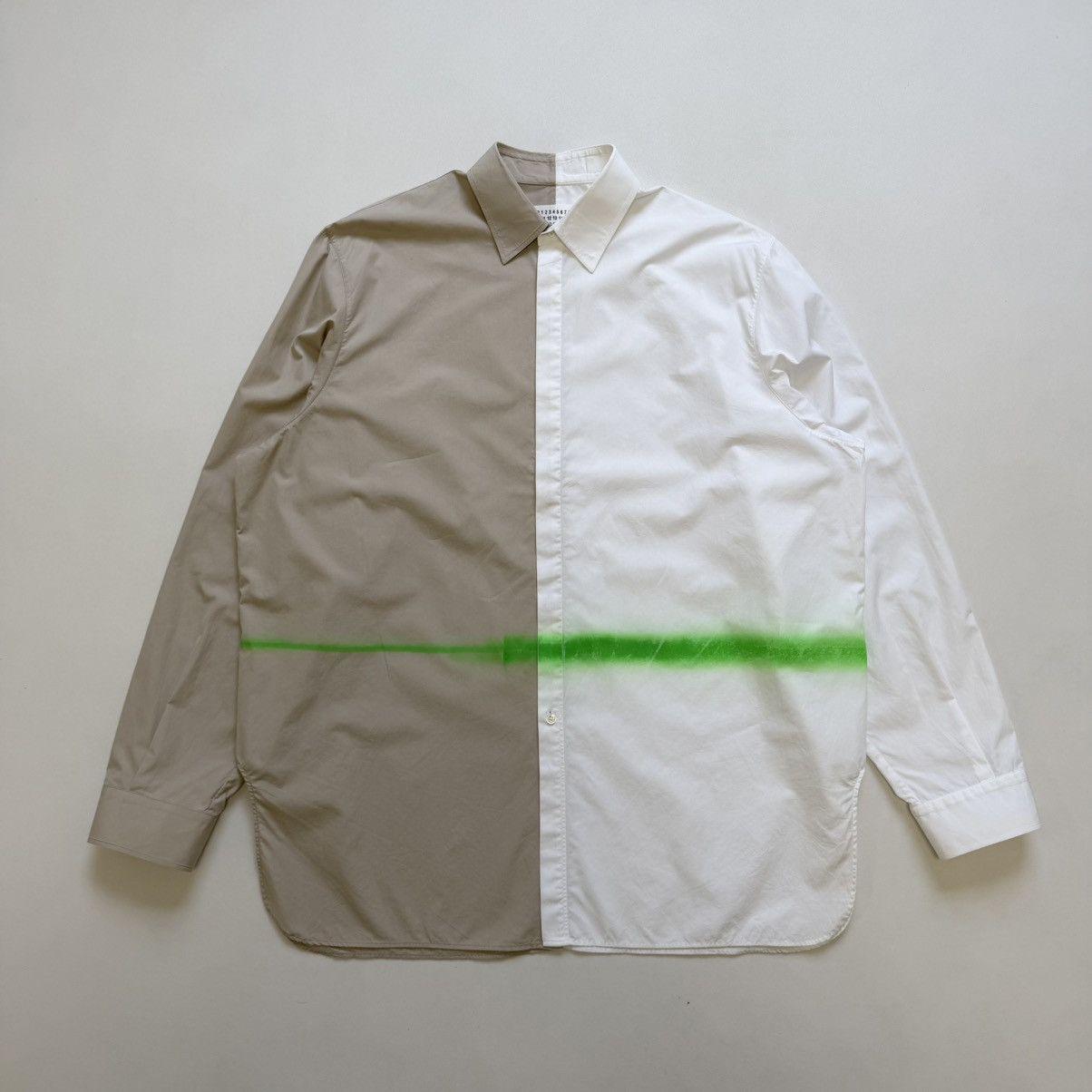 Maison Margiela A/W 17 Sample Split Colour Spray Paint Print Shirt Size US XL / EU 56 / 4 - 17 Thumbnail