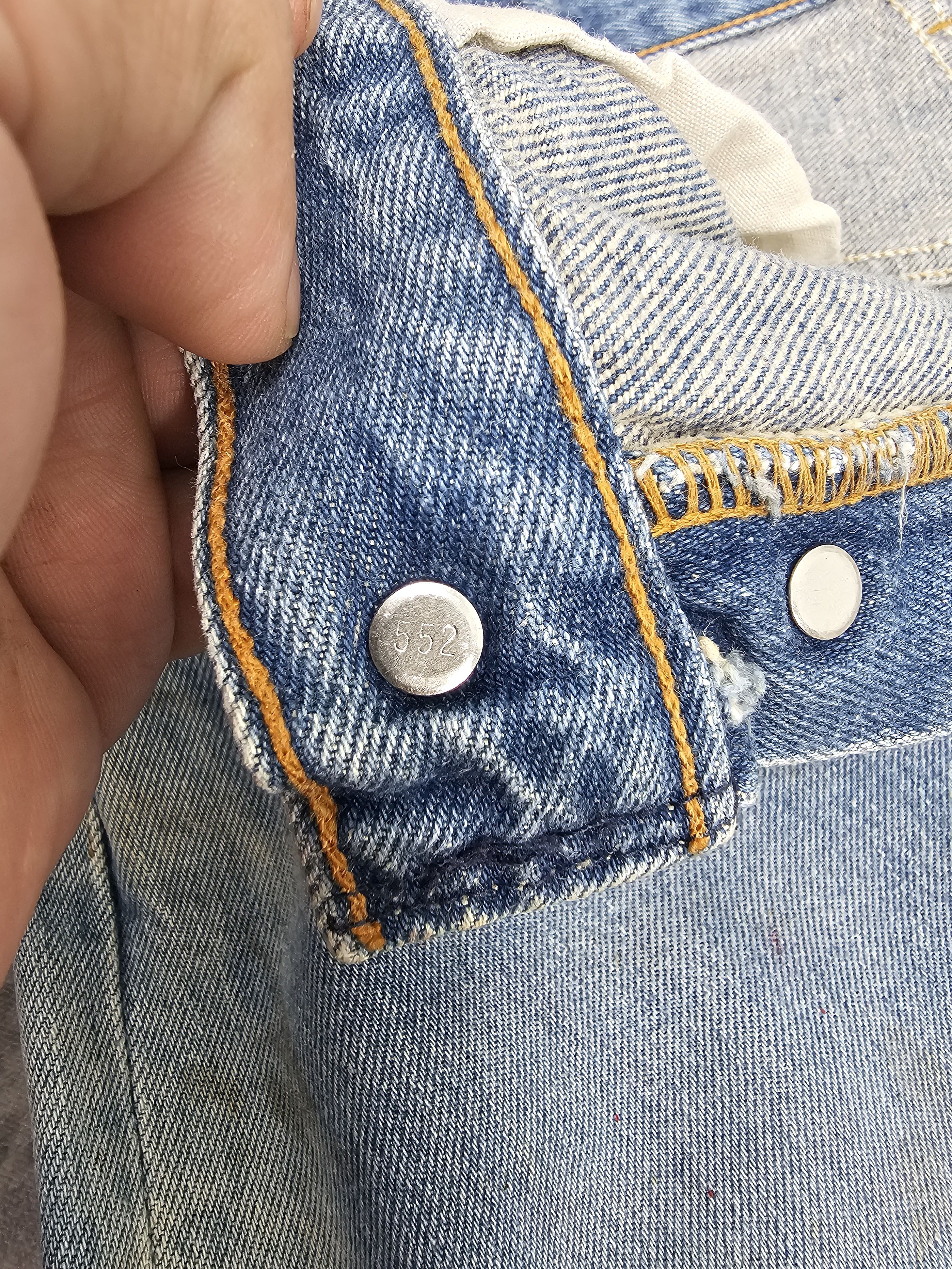 Levi's Vintage Clothing Vtg 90's LEVIS 501 Bleached Blue Jeans Made In USA L0566 Size US 31 - 12 Thumbnail
