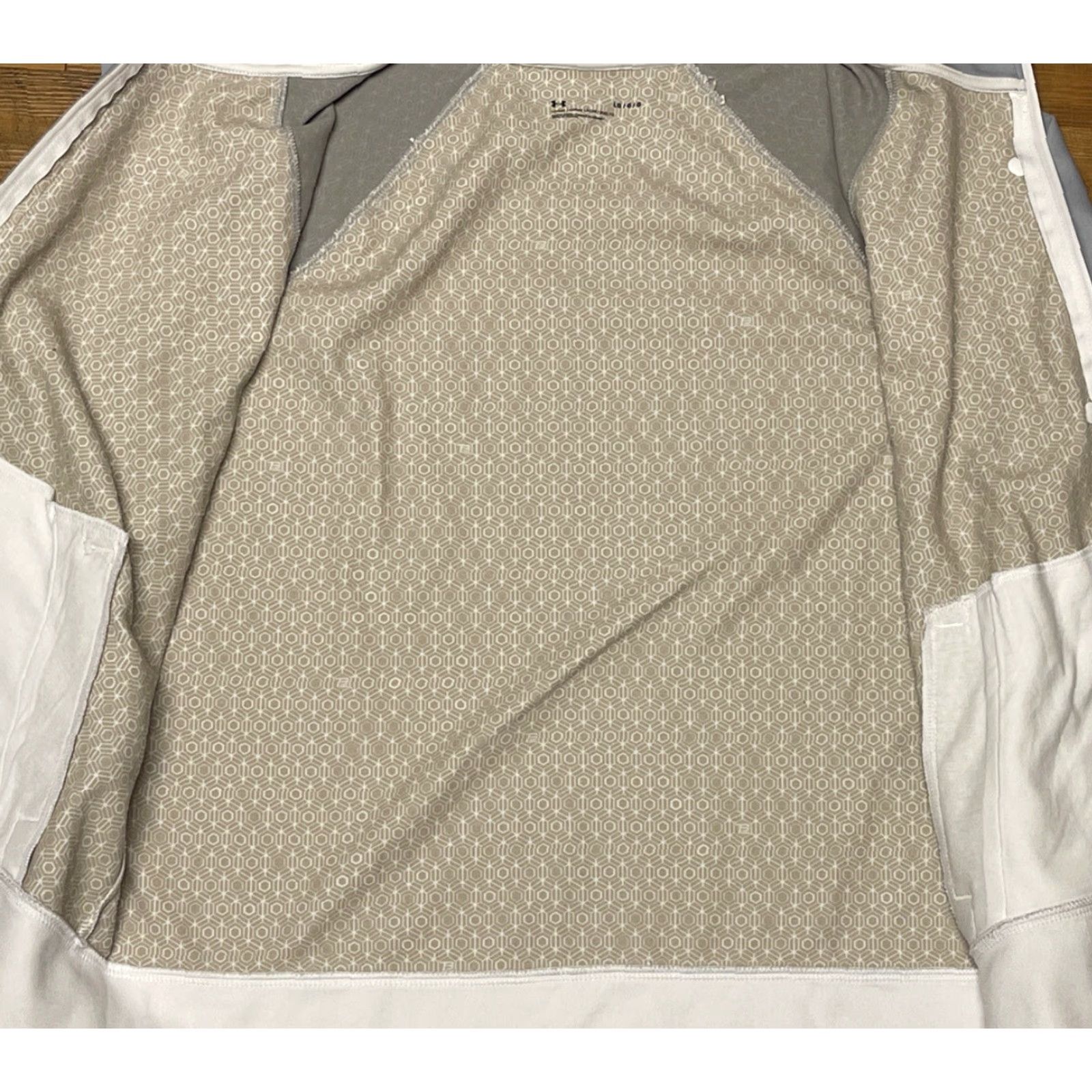Under Armour Under Armour Rush Tricot Jacket, White & Gray, Size L, Unisex Adults, Regular, Full Zip, Lightweight, Softshell Jacket, EUC Size US L / EU 52-54 / 3 - 3 Thumbnail