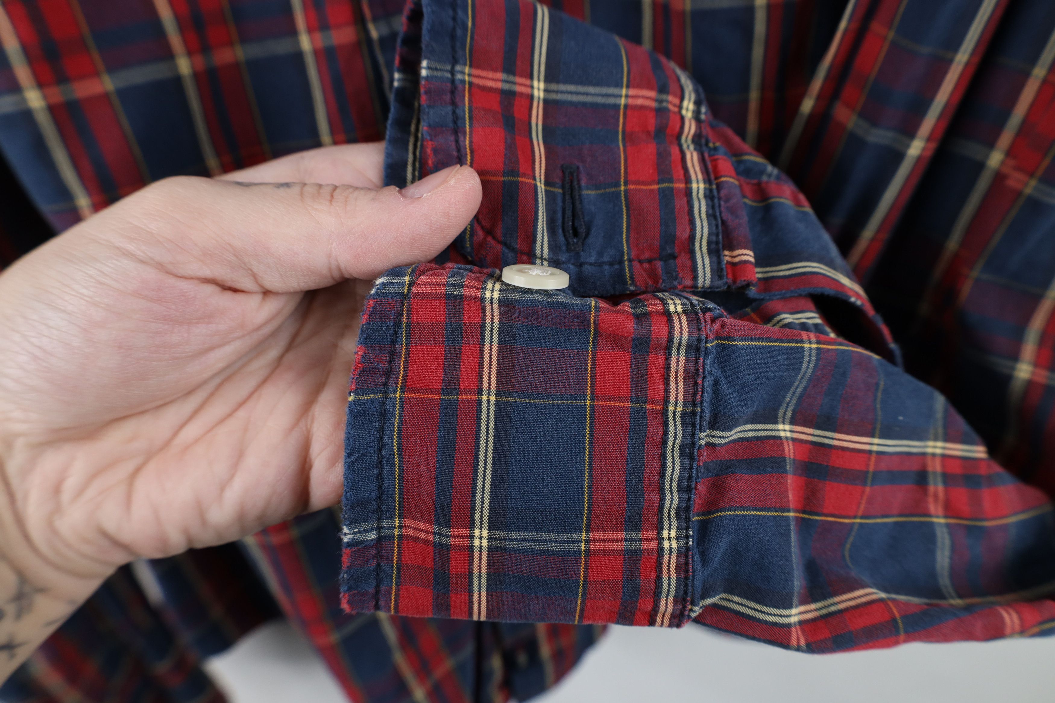 Abercrombie & Fitch Vintage Abercrombie & Fitch Collared Button Down Shirt Size US L / EU 52-54 / 3 - 6 Thumbnail