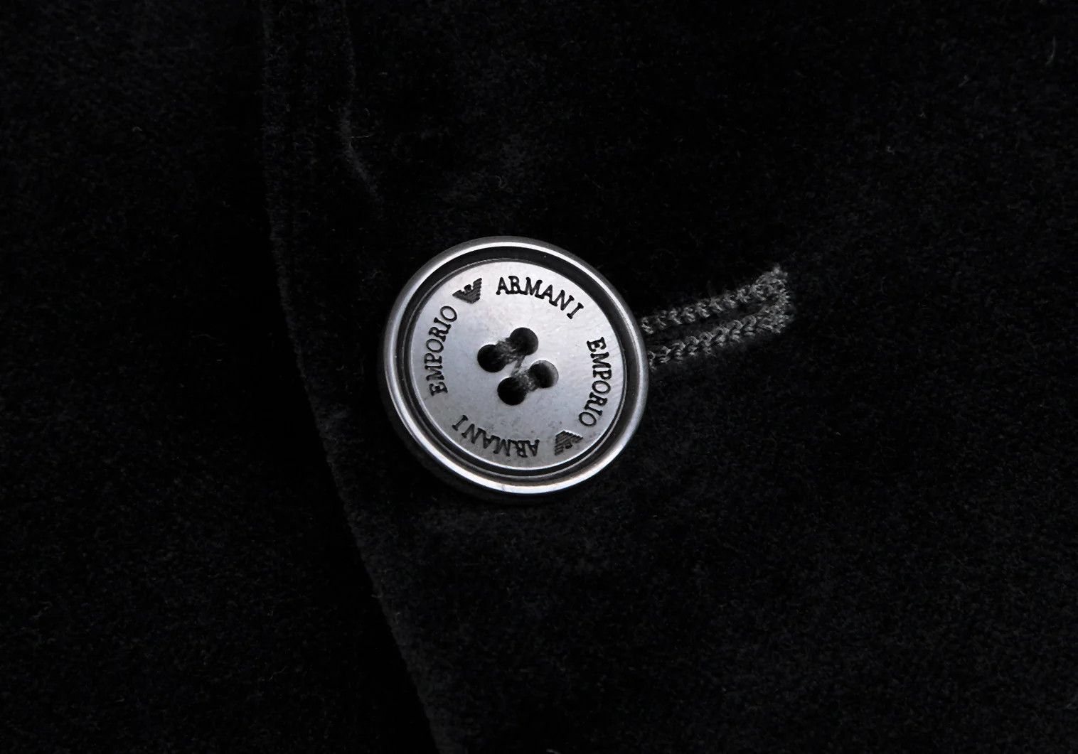Emporio Armani Velvet 1-Button Jacket in Black Size 46 Size US S / EU 44-46 / 1 - 8 Thumbnail