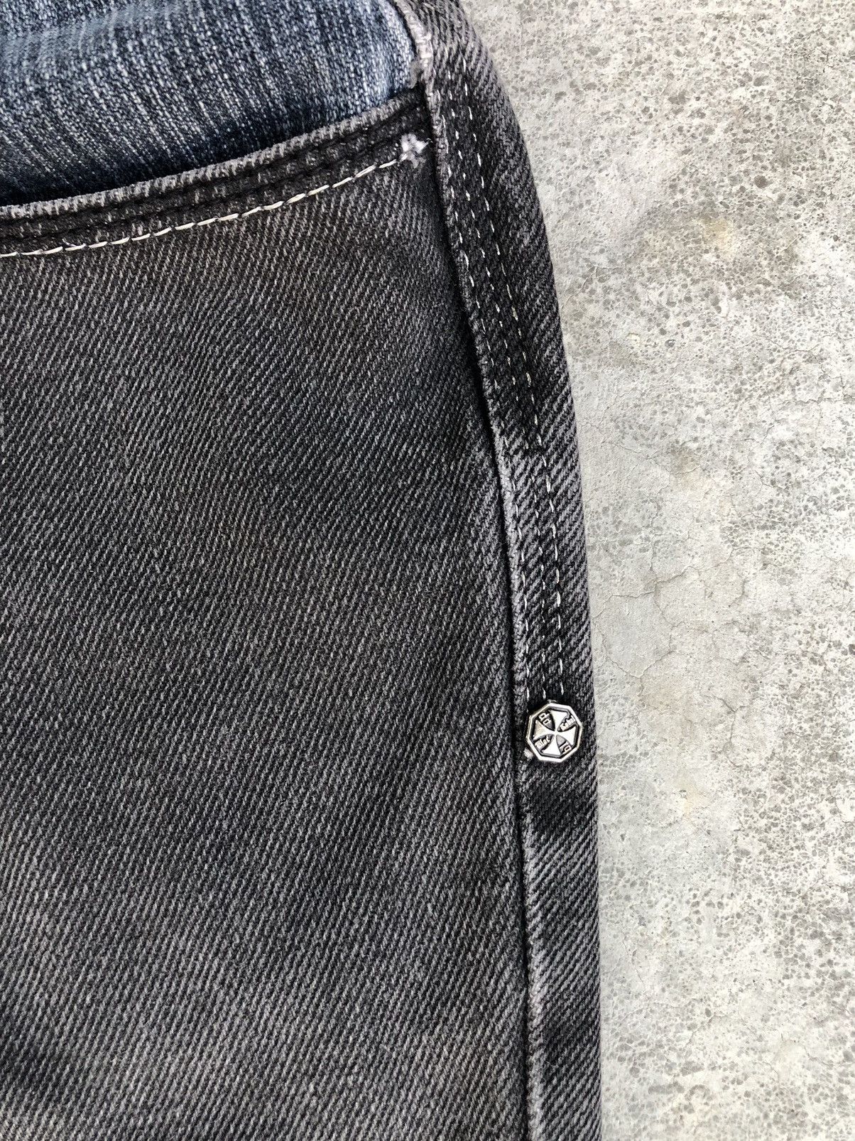 If Six Was Nine Japanese Blac Label Flared Jeans Embroidered logo Distressed Size US 33 - 15 Thumbnail