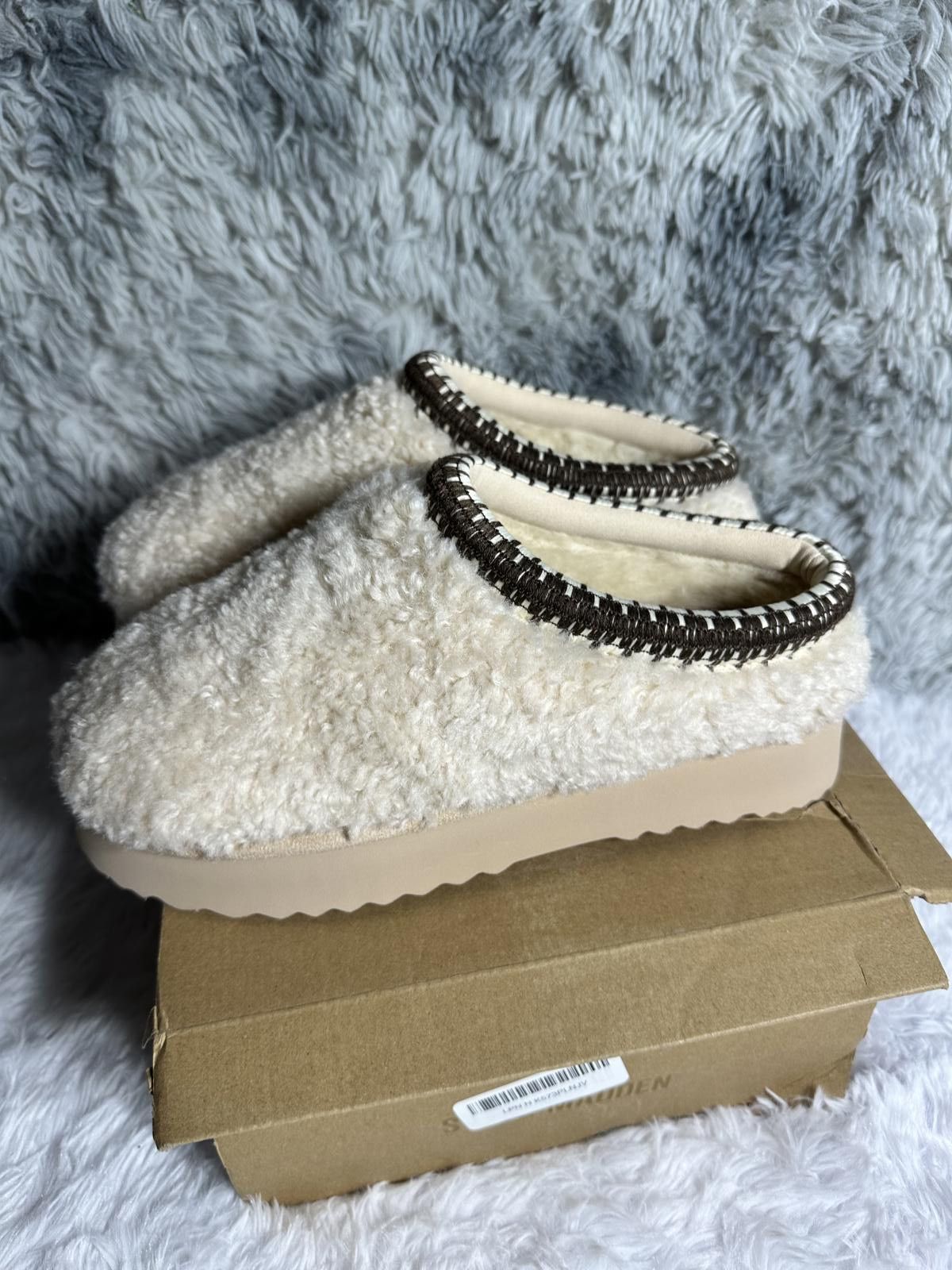 Steve Madden Steve Madden Selena-F Natural Fuzzy Slip-On Shoes Size 10 Size US 10 / EU 43 - 2 Thumbnail