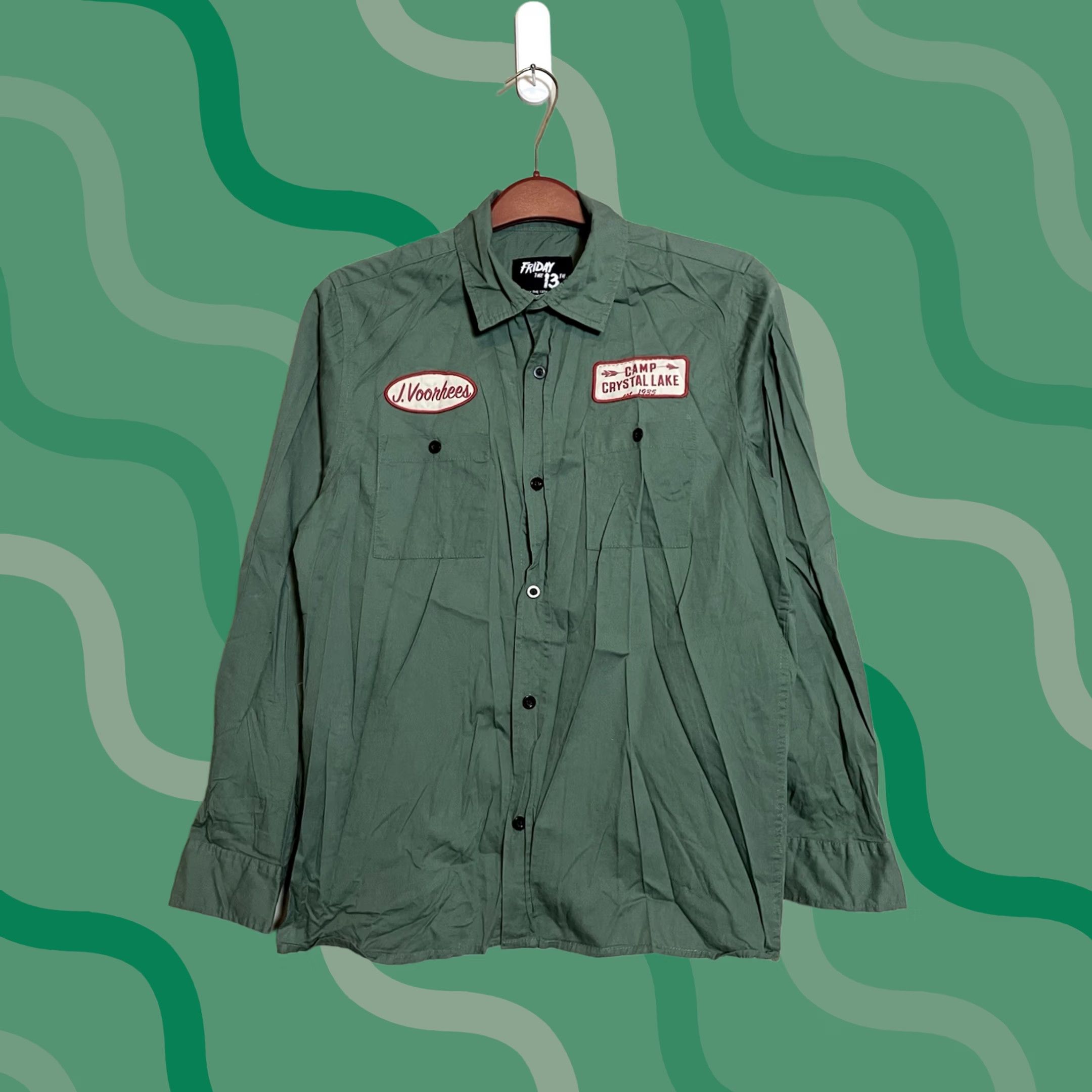 Vintage Friday the 13th Camp Crystal Lake J Voorhees Men's Medium Green Long Sleeve Shirt Size US M / EU 48-50 / 2 - 1 Thumbnail