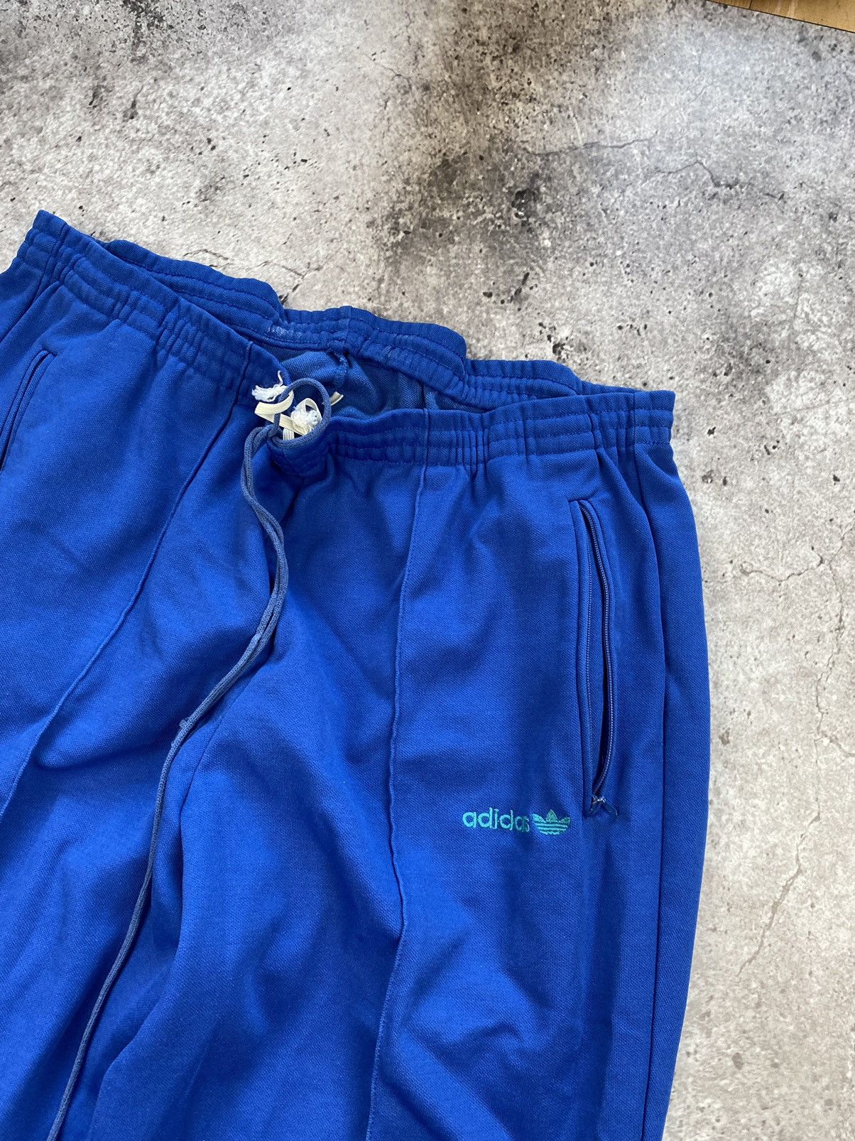 Vintage Vintage 80s Adidas Y2K Tracksuit Made In Hungary Archive Size US M / EU 48-50 / 2 - 18 Thumbnail