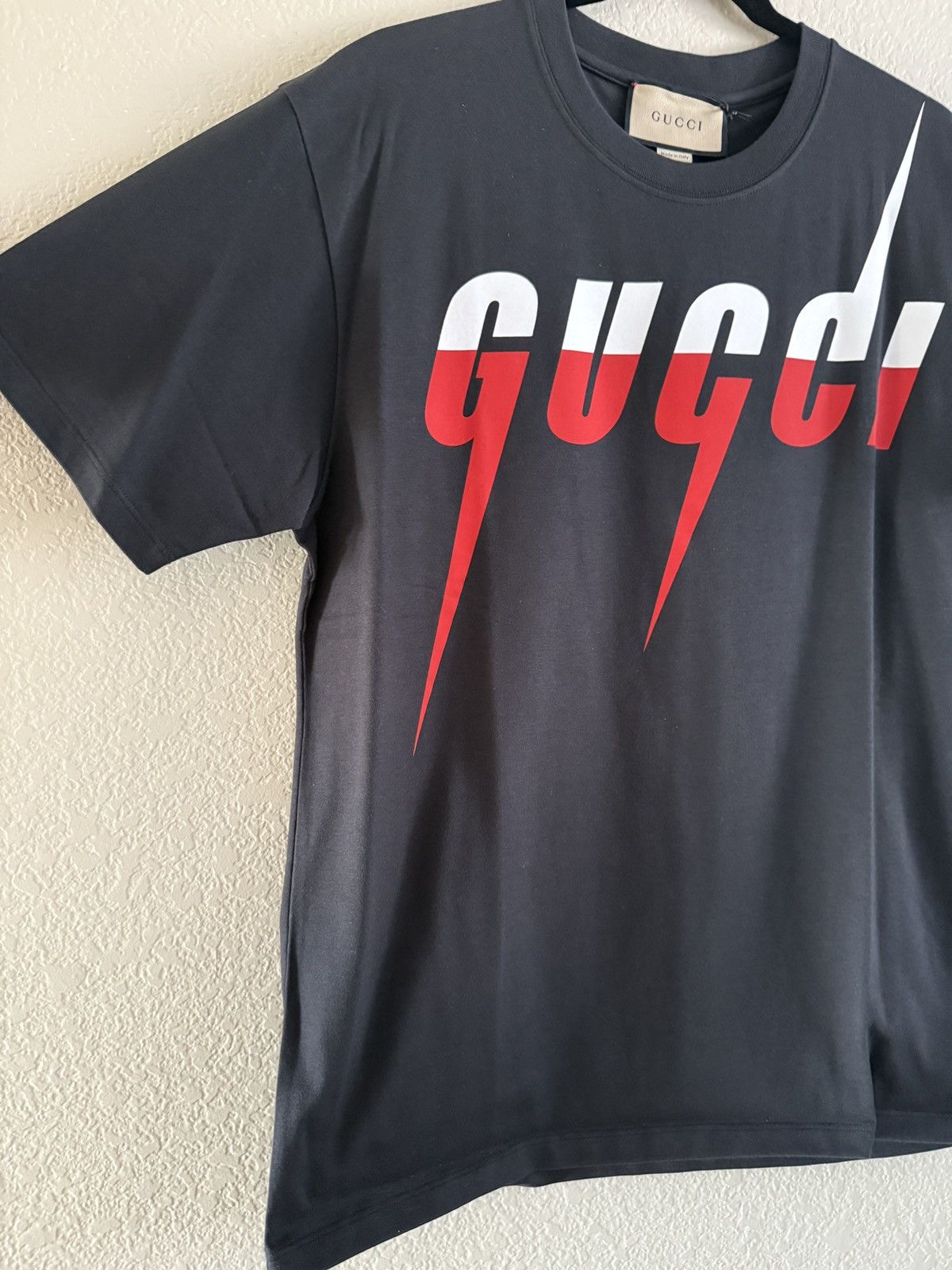 Gucci Bnwt Gucci Logo Blade Printed Crewneck T-Shirt size Small Size US S / EU 44-46 / 1 - 4 Thumbnail