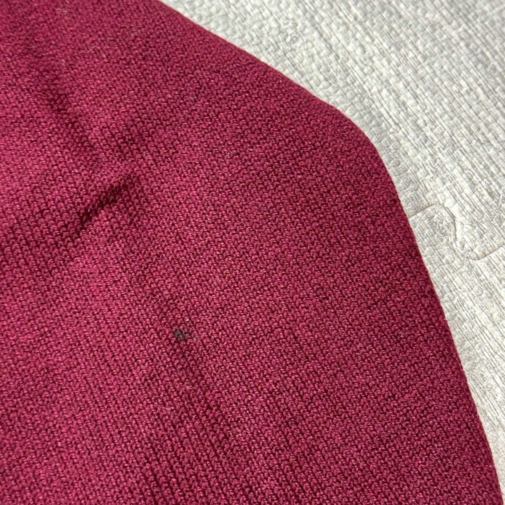 Vintage VINTAGE Smith's Bermuda England V-Neck Pullover Sweater Mens 44 Maroon Wool Regular Ivy Prep 80s Preppy Capstone Mens Size US XXL / EU 58 / 5 - 6 Thumbnail