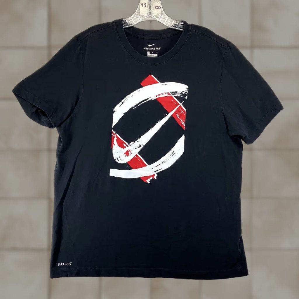 Nike Nike Dri-Fit T-Shirt Mens Large Black Short Sleeve Front Red & White Graphic Size US L / EU 52-54 / 3 - 1 Thumbnail