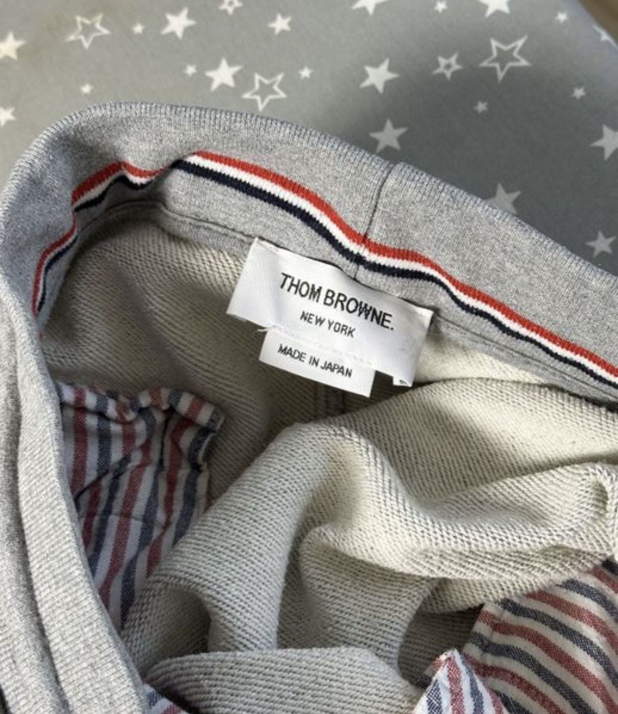 Thom Browne Thom Browne Sweatpants 4 Bars Joggers Size US 30 / EU 46 - 5 Thumbnail