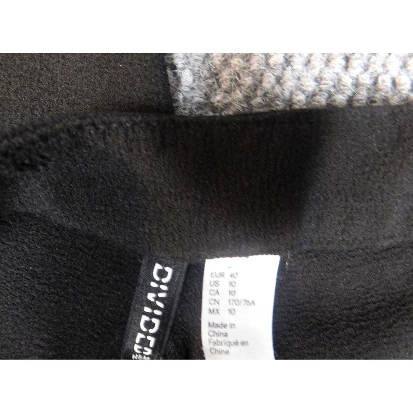 H&M H&M Womens Pants 10 Black Straight Dress Pants Women Regular Inseam 26 in Knit Breathable Zipper City Style Dress Pants Size 32" / US 10 / IT 46 - 4 Thumbnail