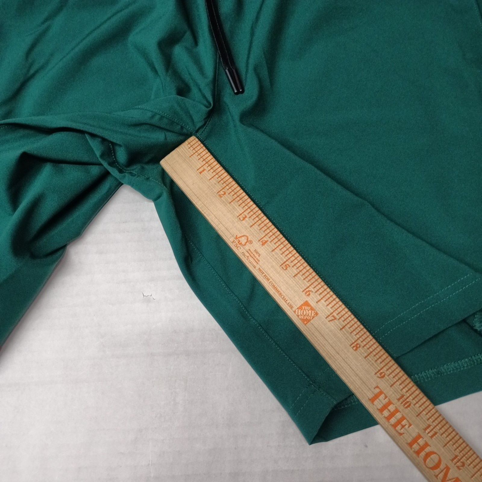 Reebok Reebok Workout Ready Woven Athletic Shorts Mens Size M Green Size US 33 - 2 Thumbnail