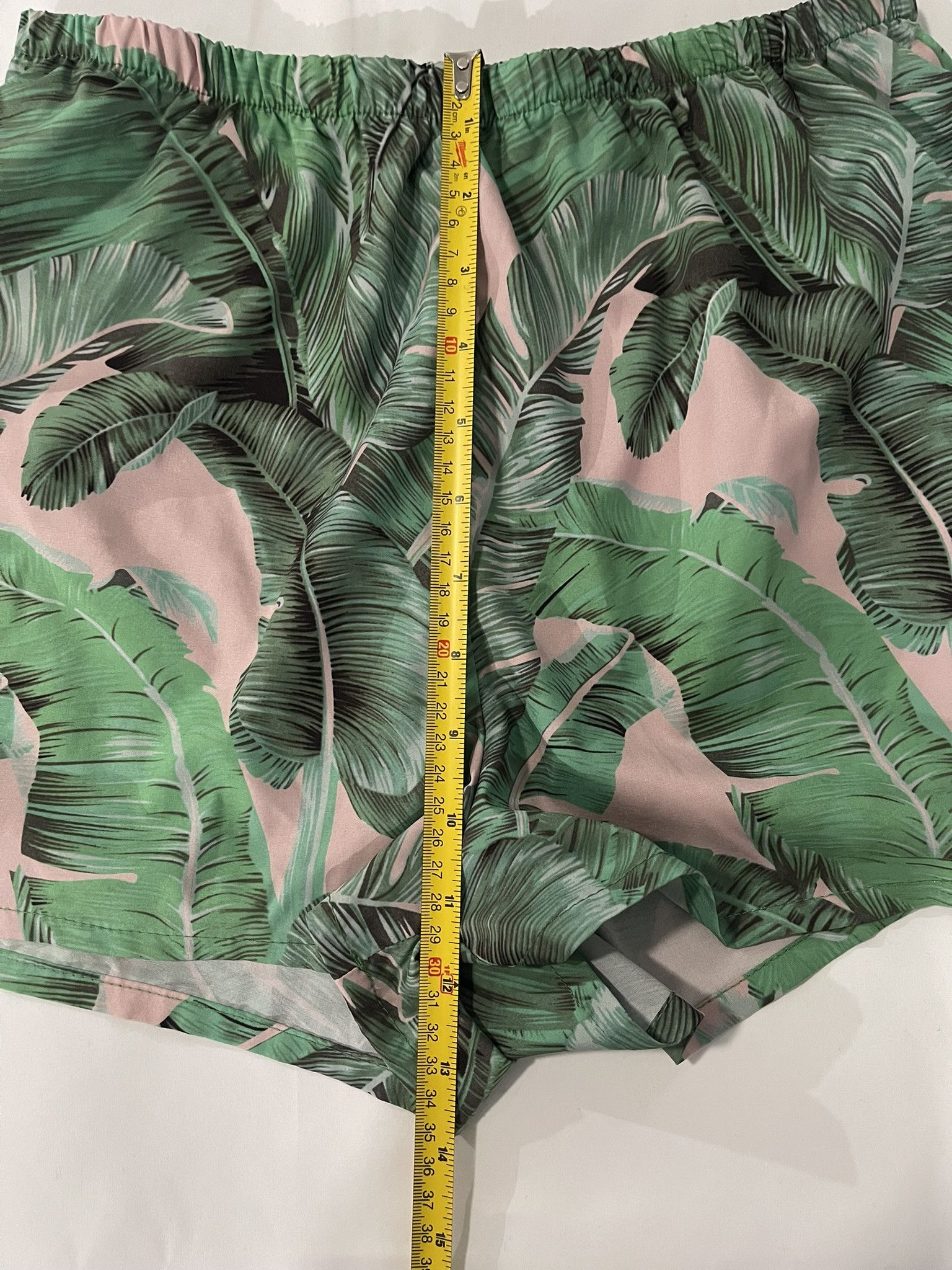 Other Womens Hawaiian Pink and Green Shorts Size S Unknown Brand Size 24" / US 00 / IT 34 - 2 Thumbnail
