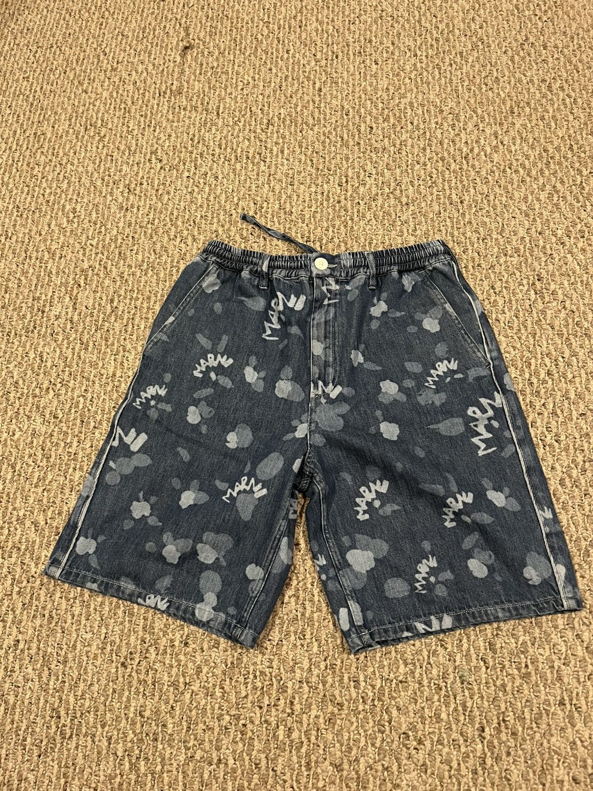 Marni Marni all over print denim shorts Size US 31 - 1 Thumbnail