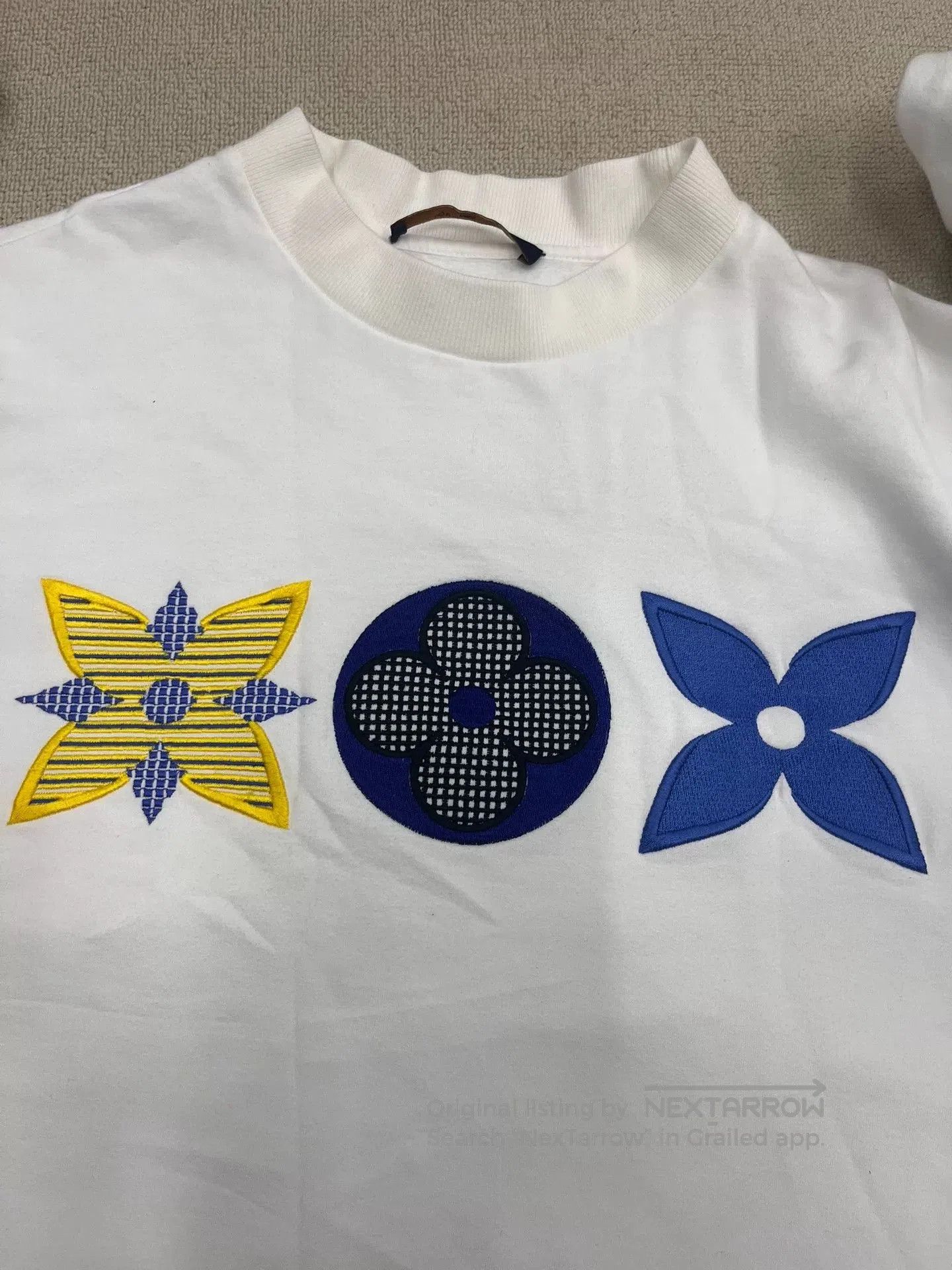 Louis Vuitton louis vuitton monogram floral embroidered sweatshirt. Size US S / EU 44-46 / 1 - 3 Thumbnail