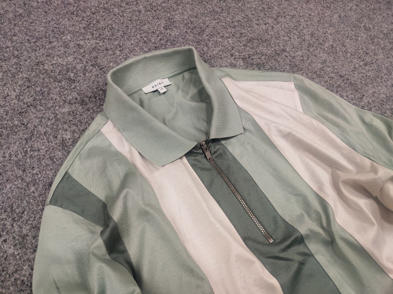 Reiss Reiss Owen Stripe Detailed Zip Neck Polo shades green Shirt Size US L / EU 52-54 / 3 - 7 Thumbnail