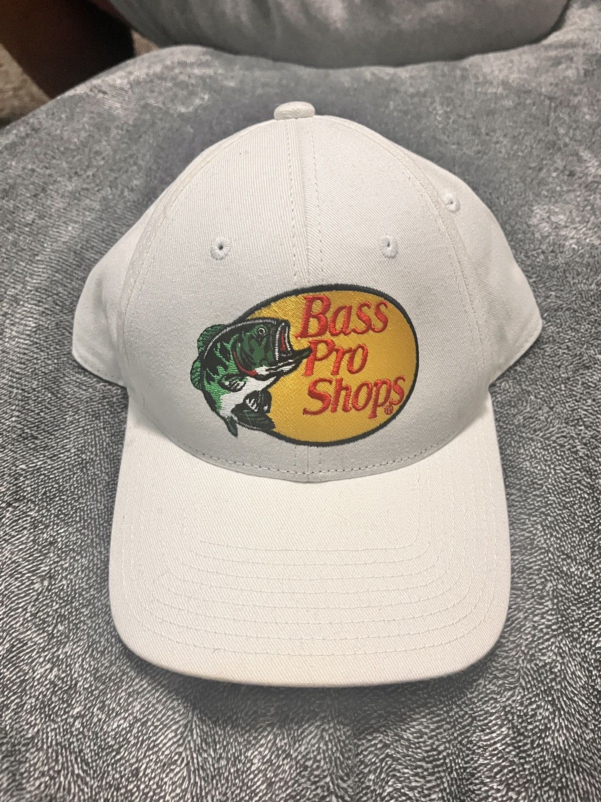 Bass Pro Shops White Bass Pro Shops Hat Size ONE SIZE - 1 Thumbnail