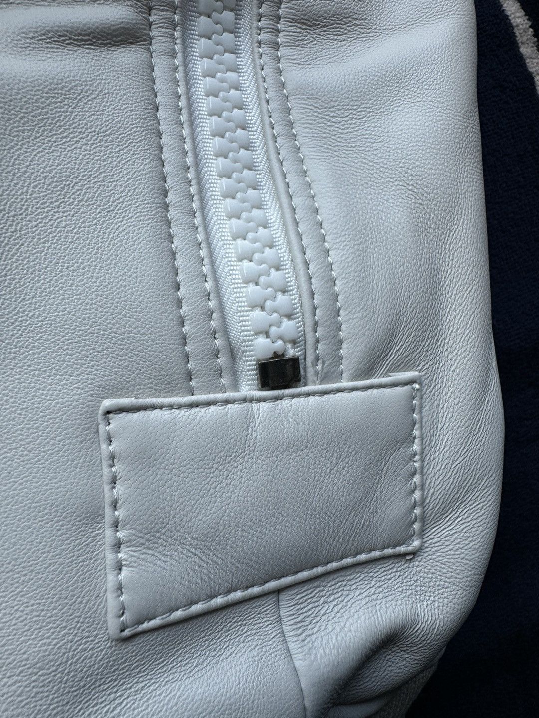 Dries Van Noten AW22 Lanvers Back zipped Leather Bomber Jacket Ecru MA-1 Size US L / EU 52-54 / 3 - 5 Thumbnail