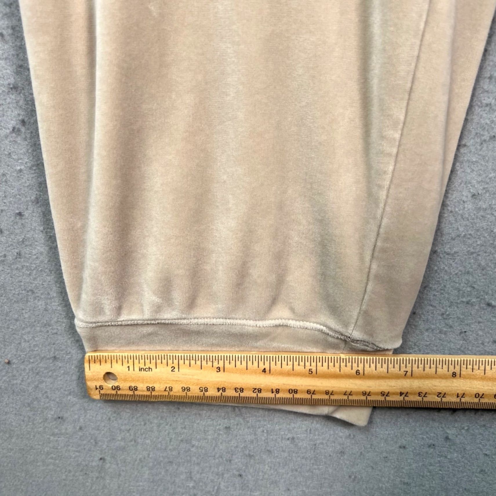 Anthropologie Anthropologie Womens Velour Jogger Pants Beige Cropped High Rise L Inseam 25 Tapered Front Flat Front Casual Lounge Wear Size 36" / US 14 / IT 50 - 7 Thumbnail