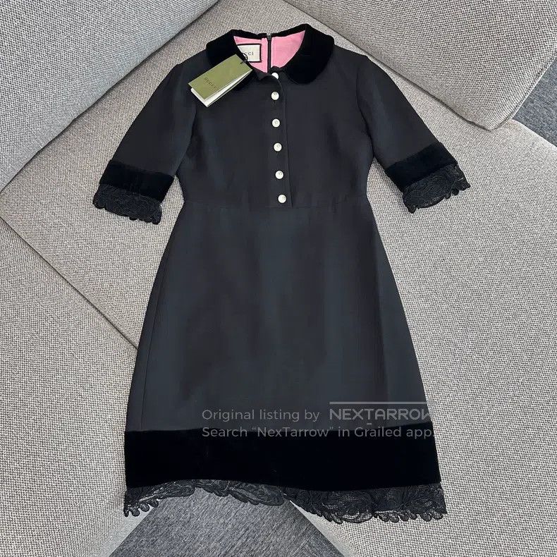 Gucci Gucci Black pearl button dress Size XS / US 0-2 / IT 36-38 - 1 Thumbnail