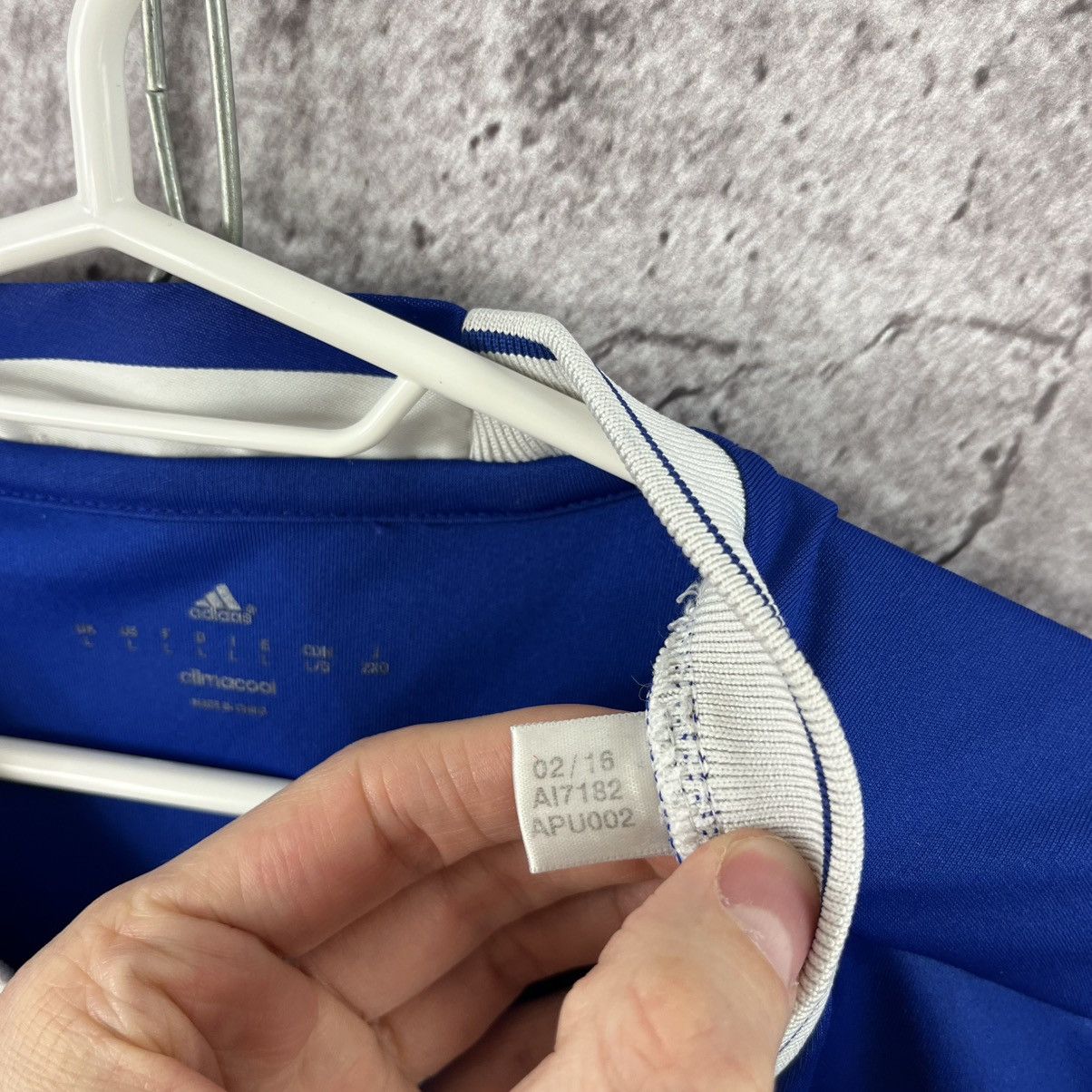 Adidas × Chelsea Soccer Adidas Chelsea 2016/2017 Home Soccer Jersey Size L Size US L / EU 52-54 / 3 - 11 Thumbnail