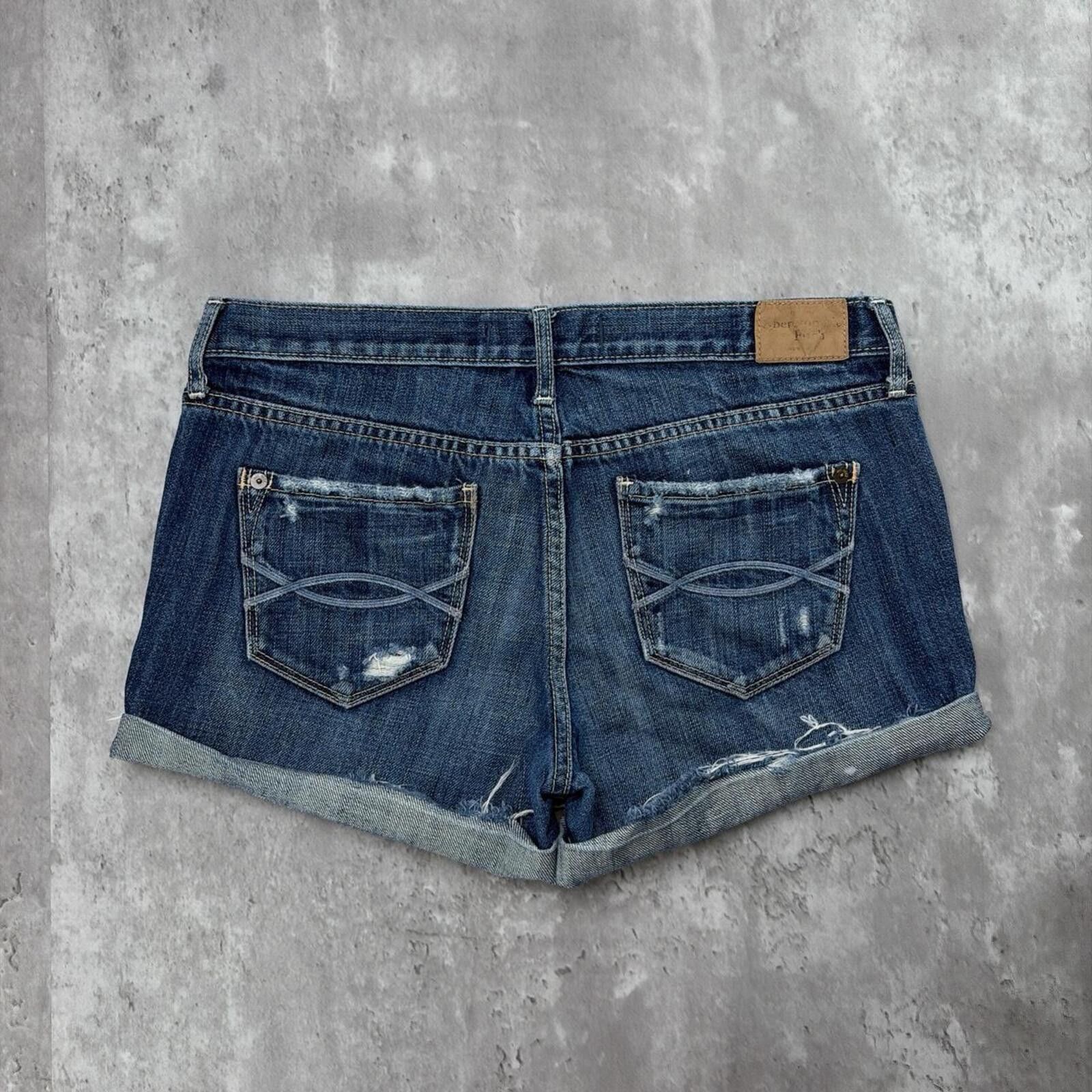 Abercrombie & Fitch Y2K Dark Wash Abercrombie & Fitch Grunge Mini Denim Shorts Size 28" / US 6 / IT 42 - 1 Thumbnail