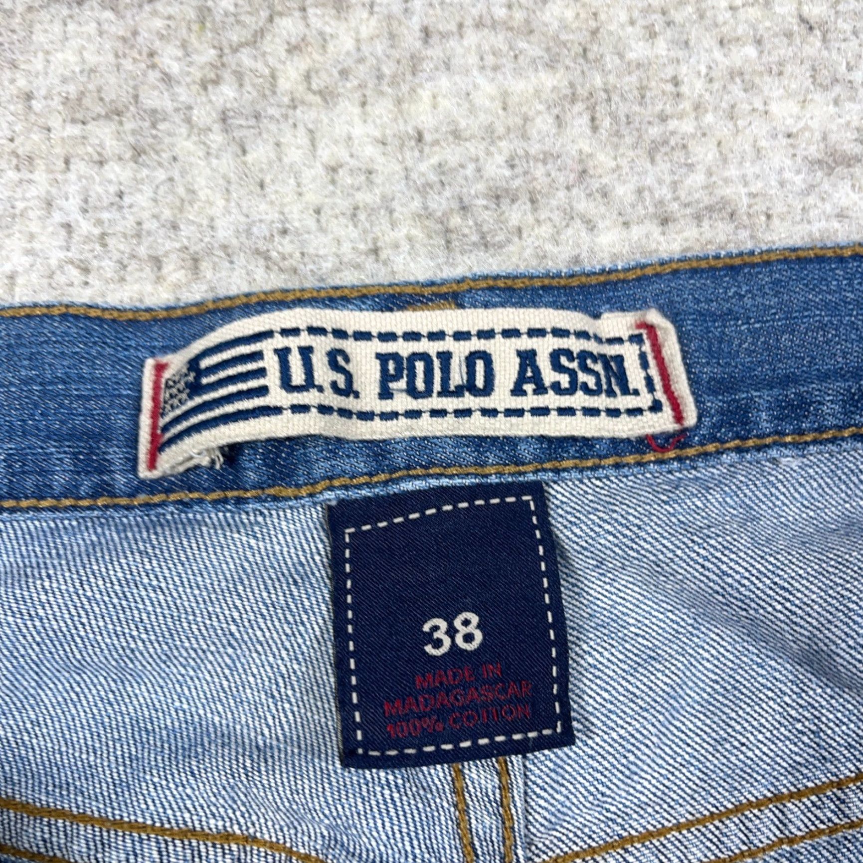 Vintage Vintage US Polo Assn Shorts Men 38 Bermuda Bermuda? (Note: must avoid adding words) Size US M / EU 48-50 / 2 - 3 Thumbnail