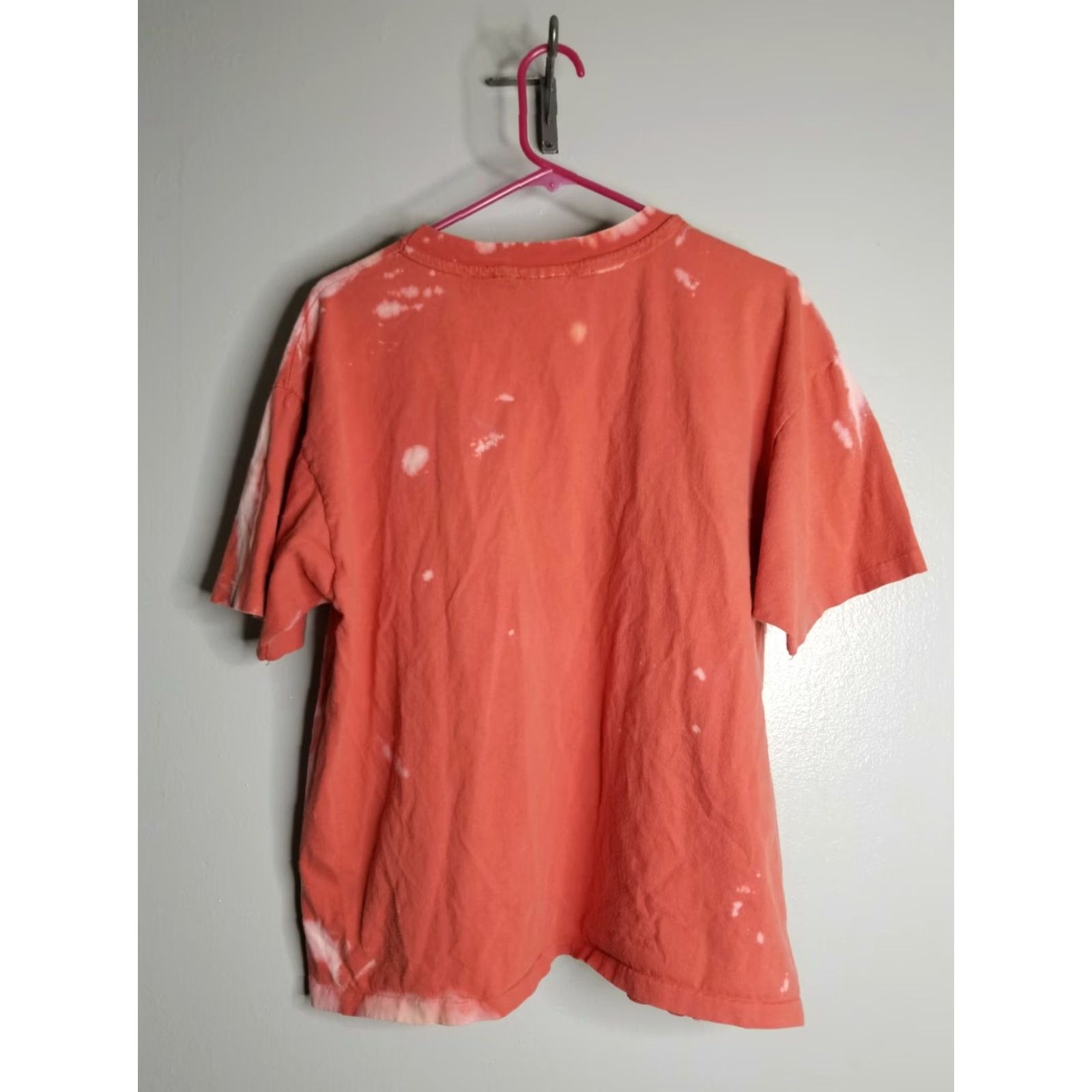 Hanes VTG Hanes Shirt Womens L T-Shirt Grunge Punk Bleached Distressed Peach 90s Orange Crew Neck Short Sleeve 1990s Vintage Ladies Large Size L / US 10 / IT 46 - 2 Thumbnail