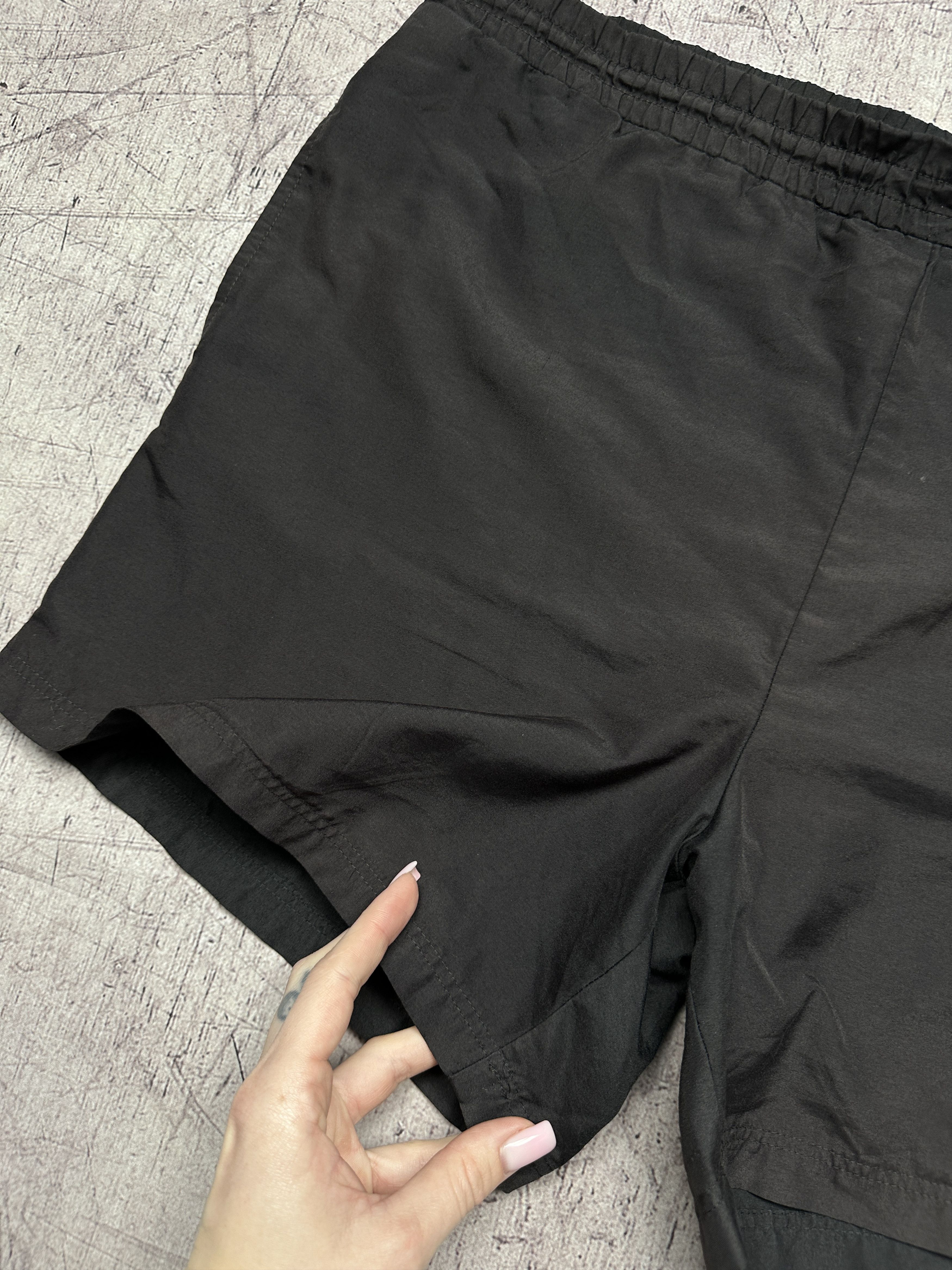Adidas Adidas 90s Vintage Mens Nylon Shorts Size US 32 / EU 48 - 4 Thumbnail