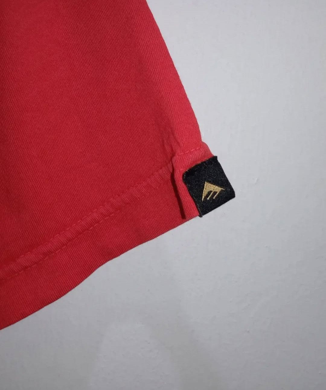 Emerica TSHIRT : EMERICA - SKATEBOARDS Size US M / EU 48-50 / 2 - 3 Thumbnail