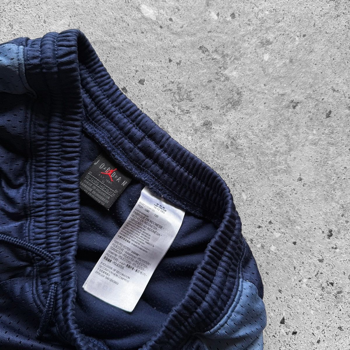 Jordan Brand Air Jordan Boys Vintage Navy Blue Track Pants Pockets Logo Size US 26 / EU 42 - 7 Thumbnail