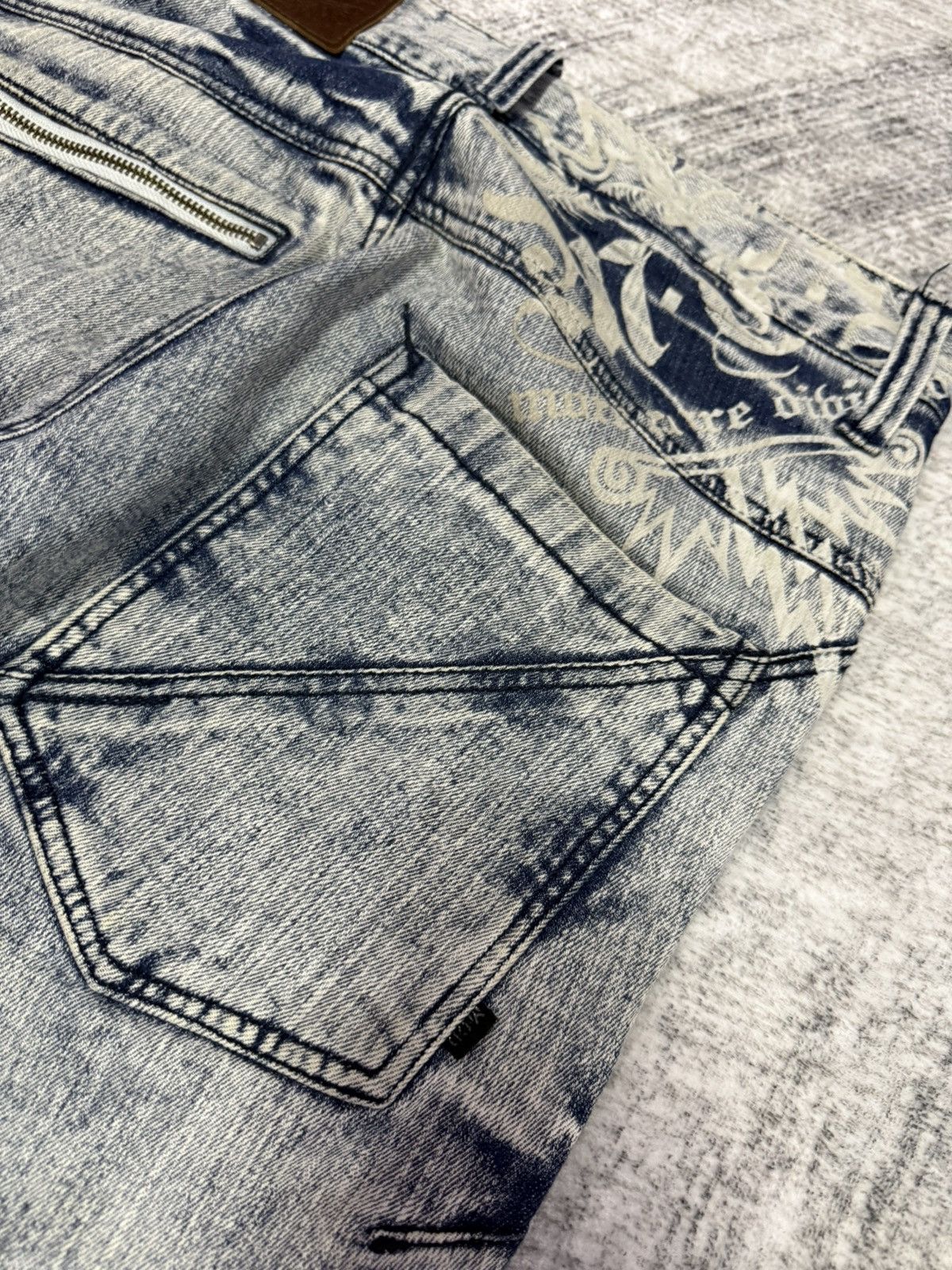 Japanese Brand × PHENOMENON MCD Japan Acid Wash Deconstructed Distressed Jeans Size US 30 / EU 46 - 15 Thumbnail