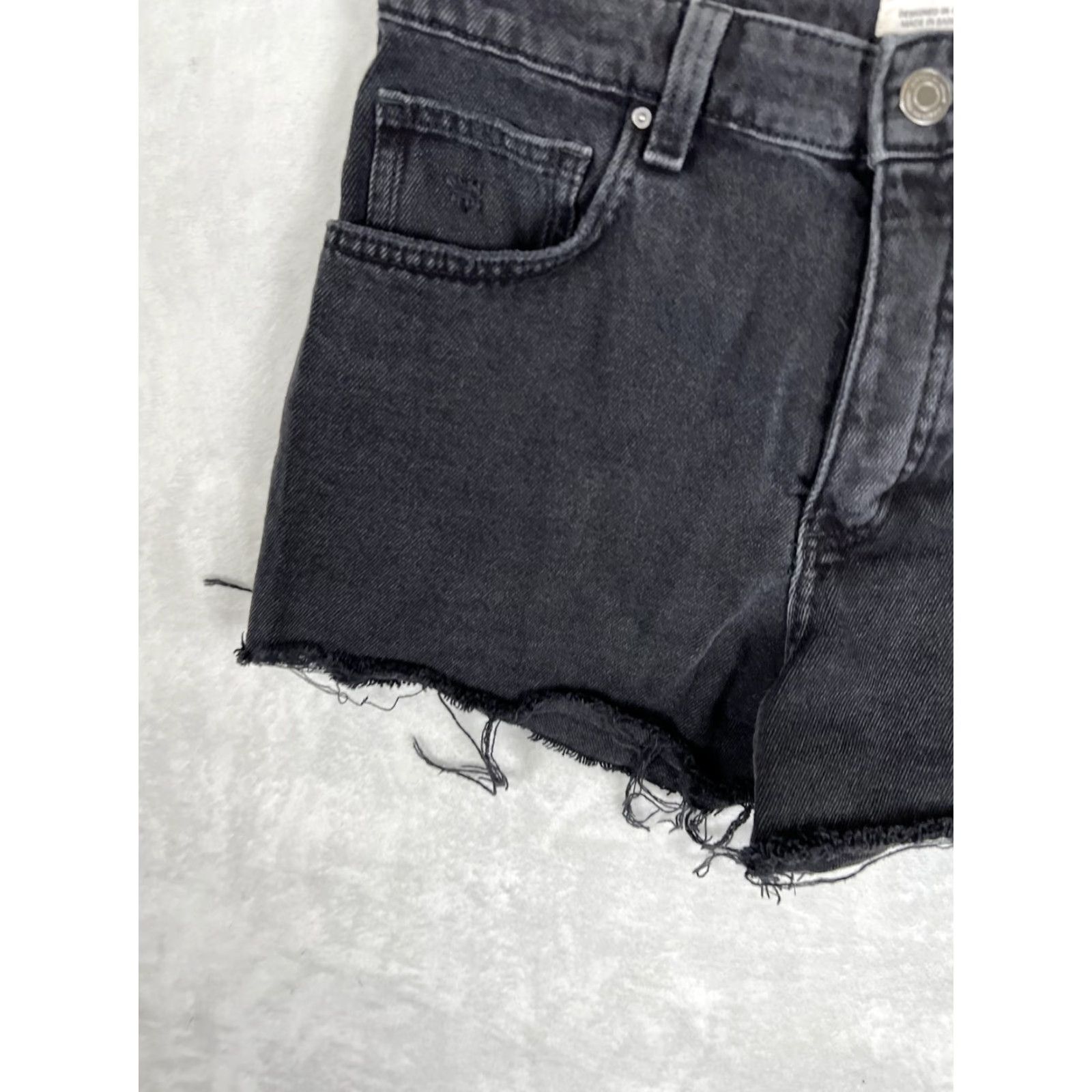 Cotton On Cotton On Shorts Womens 30 Black Original Cut Off Denim Raw Hem Fringe Casual Size 30" / US 8 / IT 44 - 3 Thumbnail