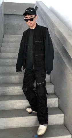 Raf Simons Raf Simons 2003 Vest with Pockets. Size US L / EU 52-54 / 3 - 6 Thumbnail