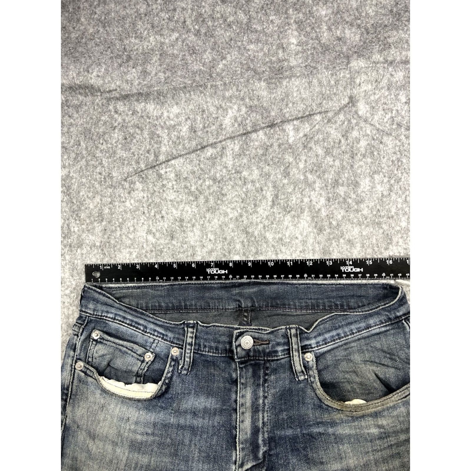 Levi's VTG Levi's 511 Jeans Men Slim Straight Denim Distressed Size 33x34 Blue Logo 5-Pocket Size US 33 - 4 Thumbnail