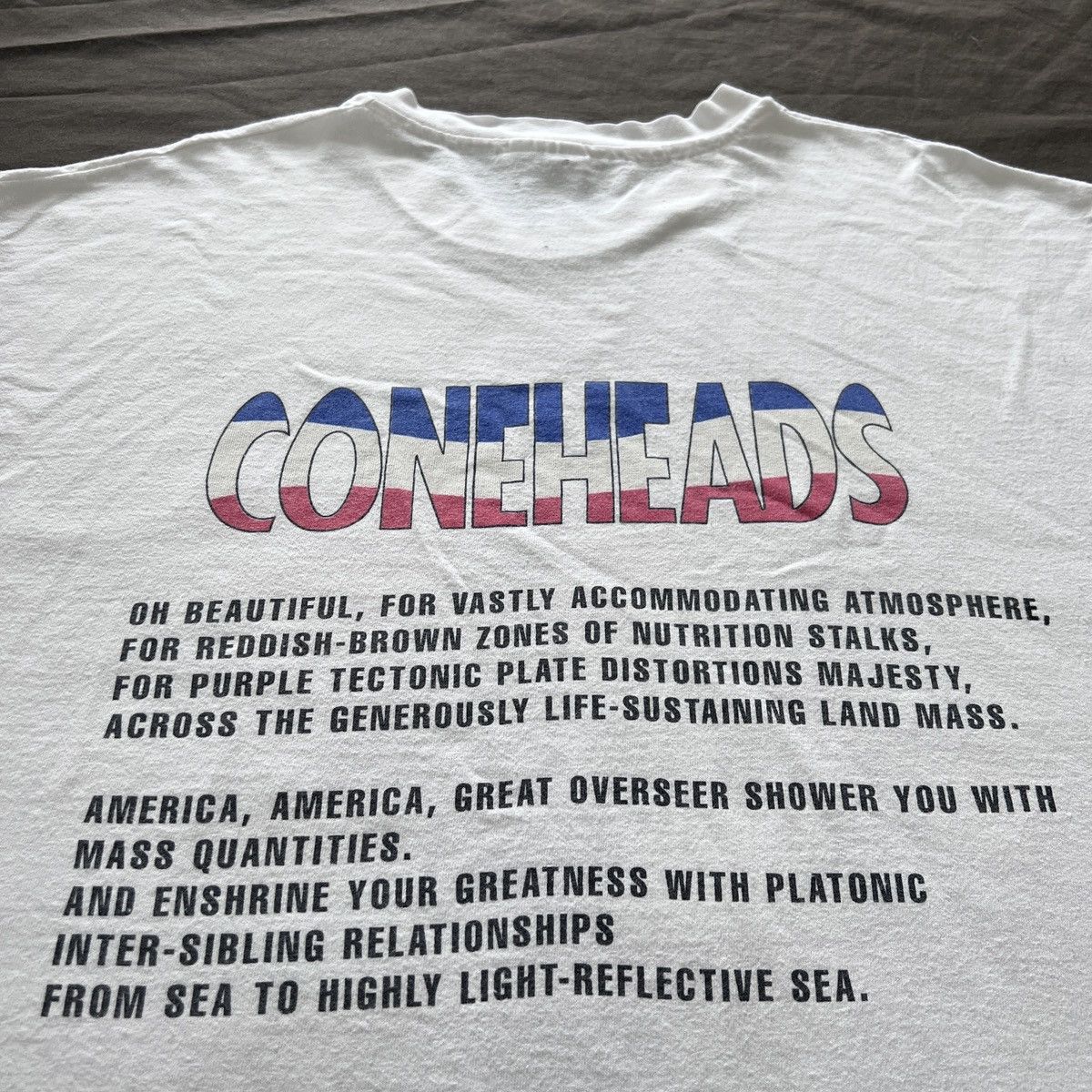 Vintage Vintage 90s Coneheads Movie Science fiction Comedy Tee XL Size US XL / EU 56 / 4 - 7 Thumbnail