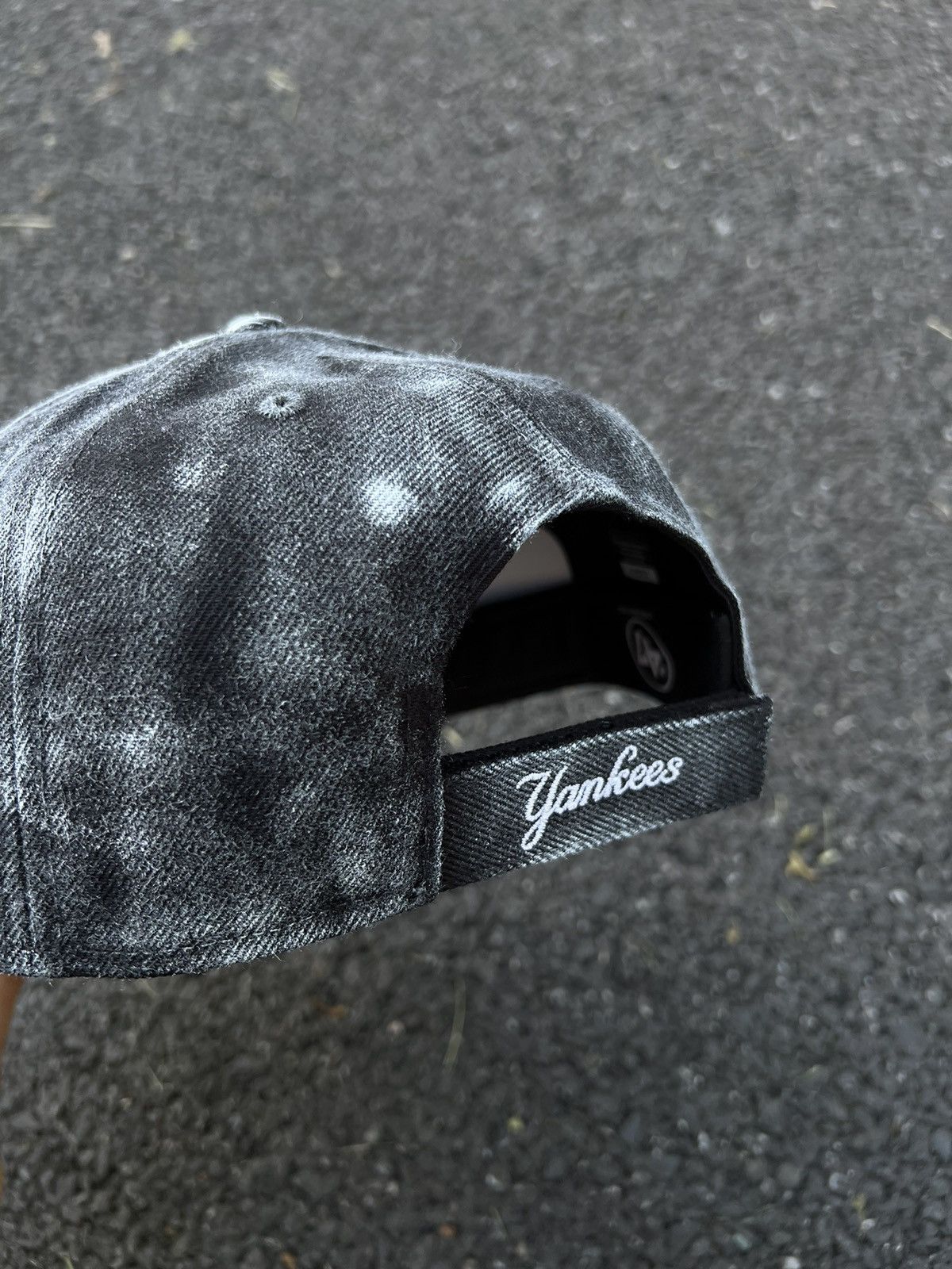 New Era × New York Yankees Custom Maison Margiela STYLE New Era 47 Yankees Hat Size ONE SIZE - 5 Thumbnail
