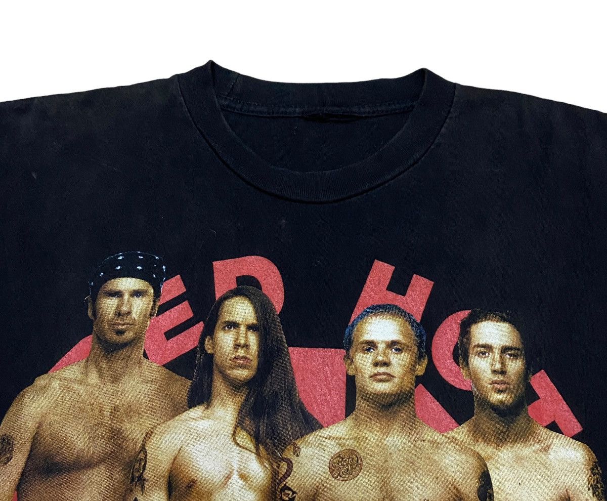 Band Tees Rare Vintage Bootleg Red Hot Chili Peppers T-shirt 2000s Size US M / EU 48-50 / 2 - 3 Thumbnail