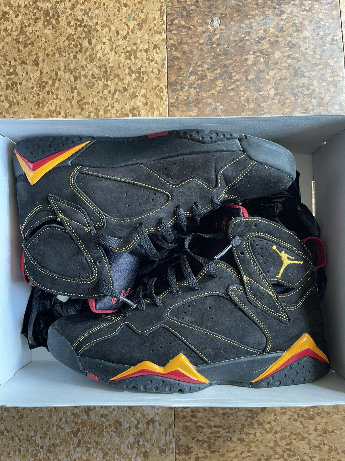 Jordan Brand × Nike Jordan 7 citrus Size US 10 / EU 43 - 1 Thumbnail