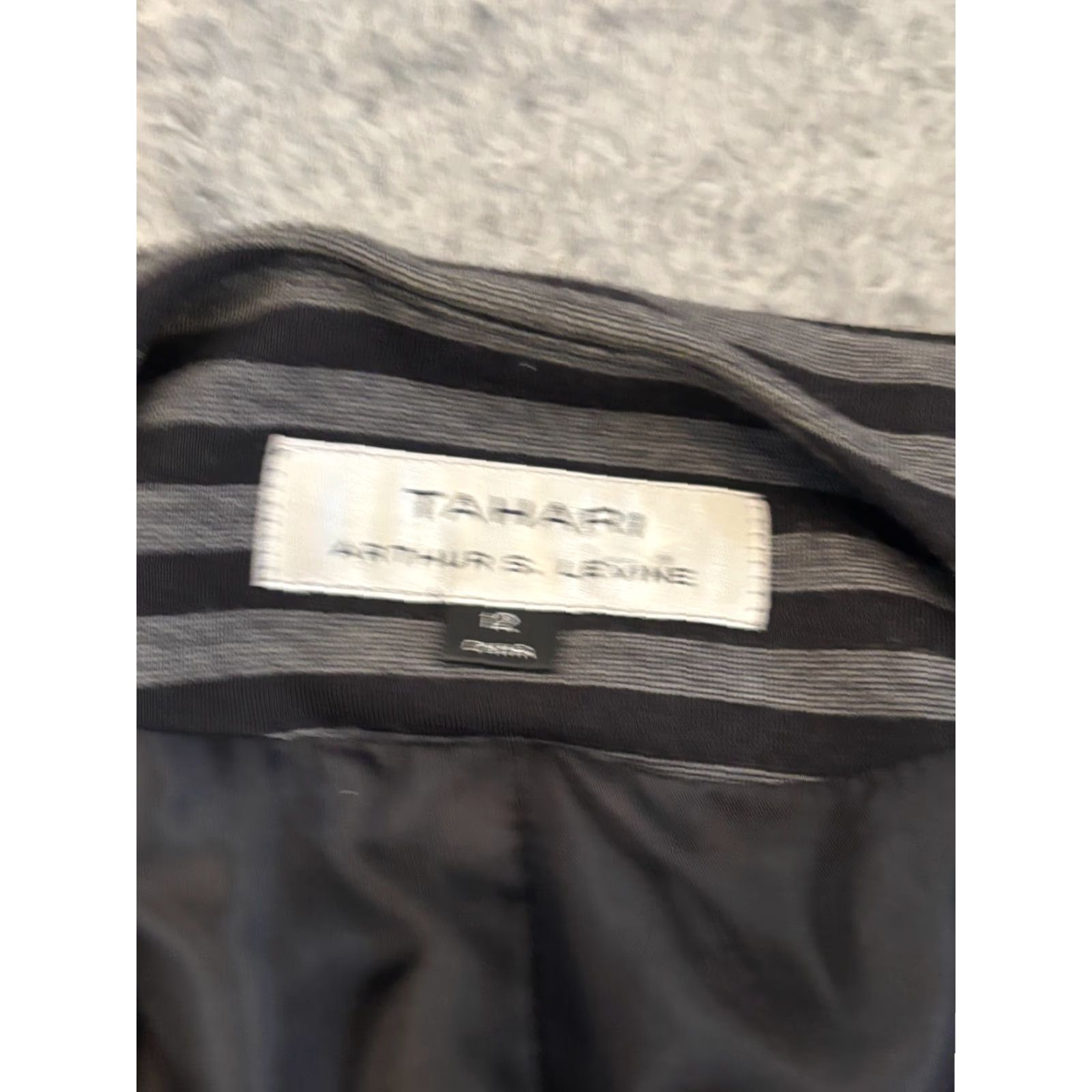 Vintage Tahari Shacket Womens 12 Gray Striped Long Sleeve Open Front Blazer Jacket Size XL / US 12-14 / IT 48-50 - 2 Thumbnail
