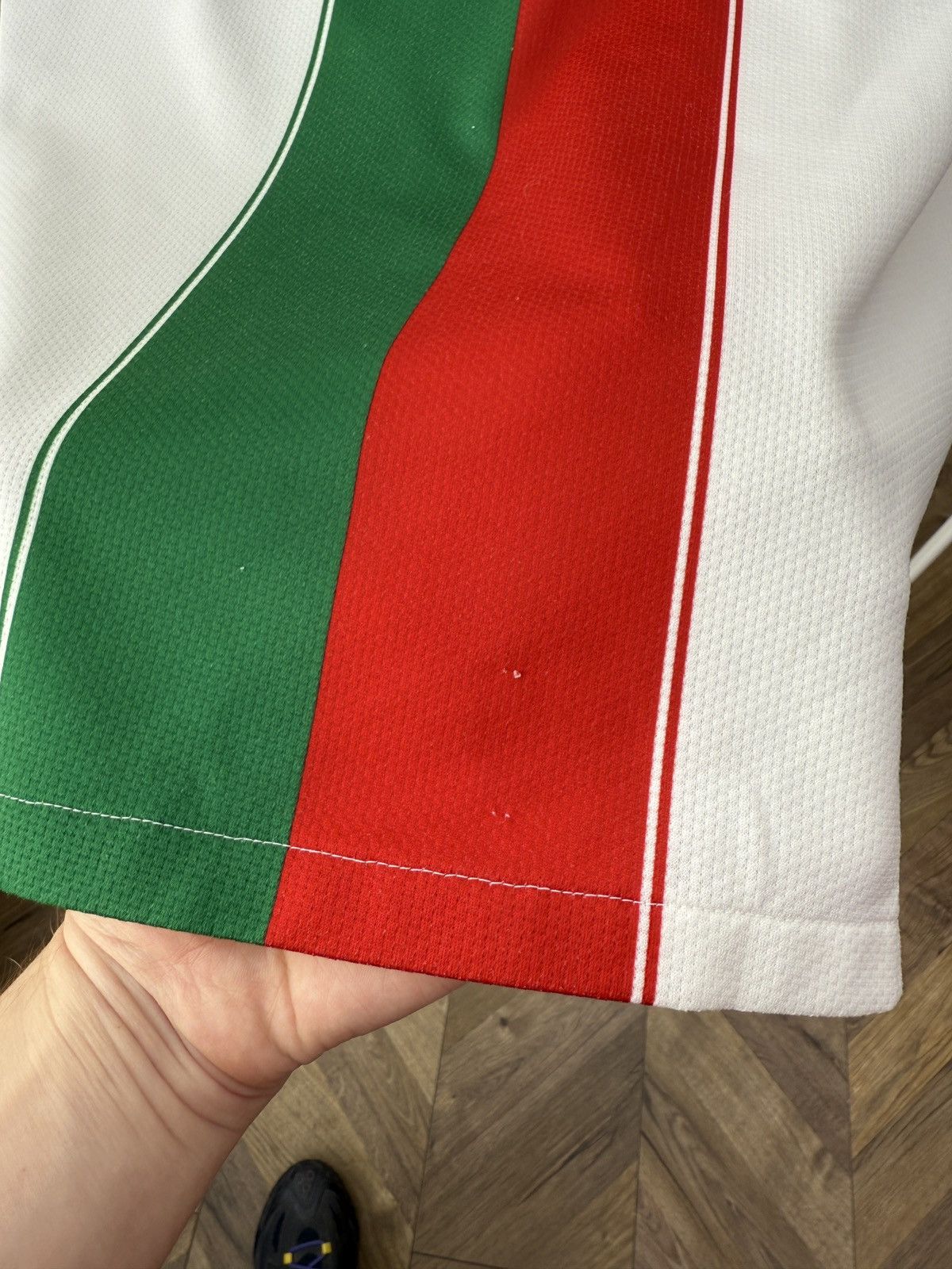 Nike PORTUGAL 2010 2011 AWAY FOOTBALL SHIRT SOCCER JERSEY Size US M / EU 48-50 / 2 - 16 Thumbnail