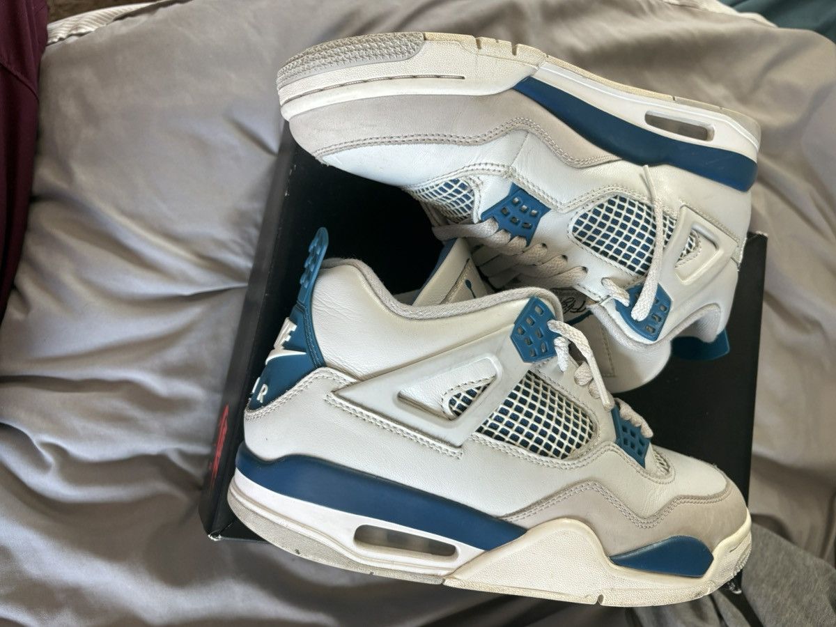 Jordan Brand Jordan Air Jordan 4 Military Blue 2024 Men’s Sneaker Size US 8 / EU 41 - 3 Thumbnail