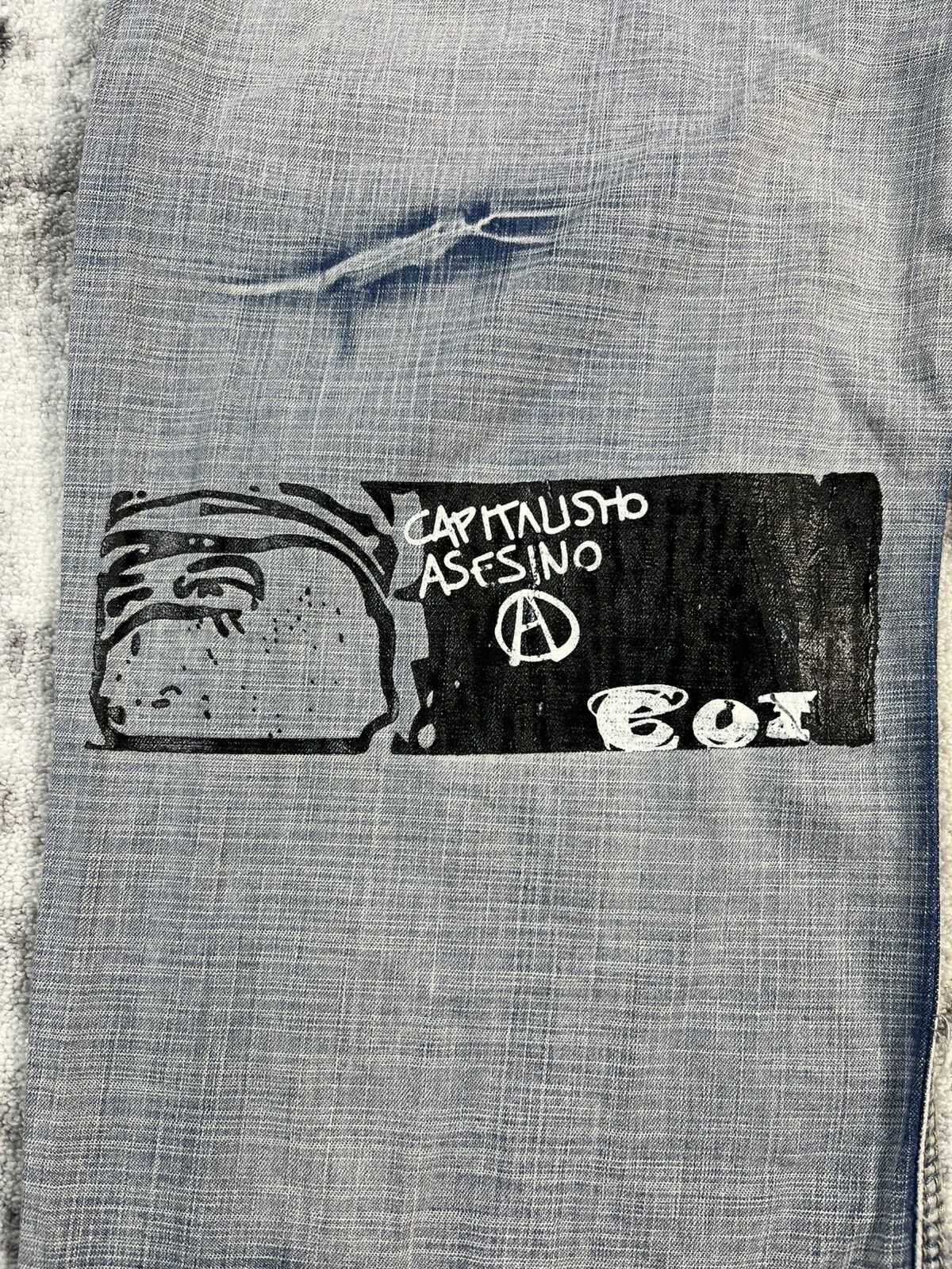 Other Kosmo Lupo Jeans Graphic Print Distressed Y2K W36 Size US 36 / EU 52 - 9 Thumbnail