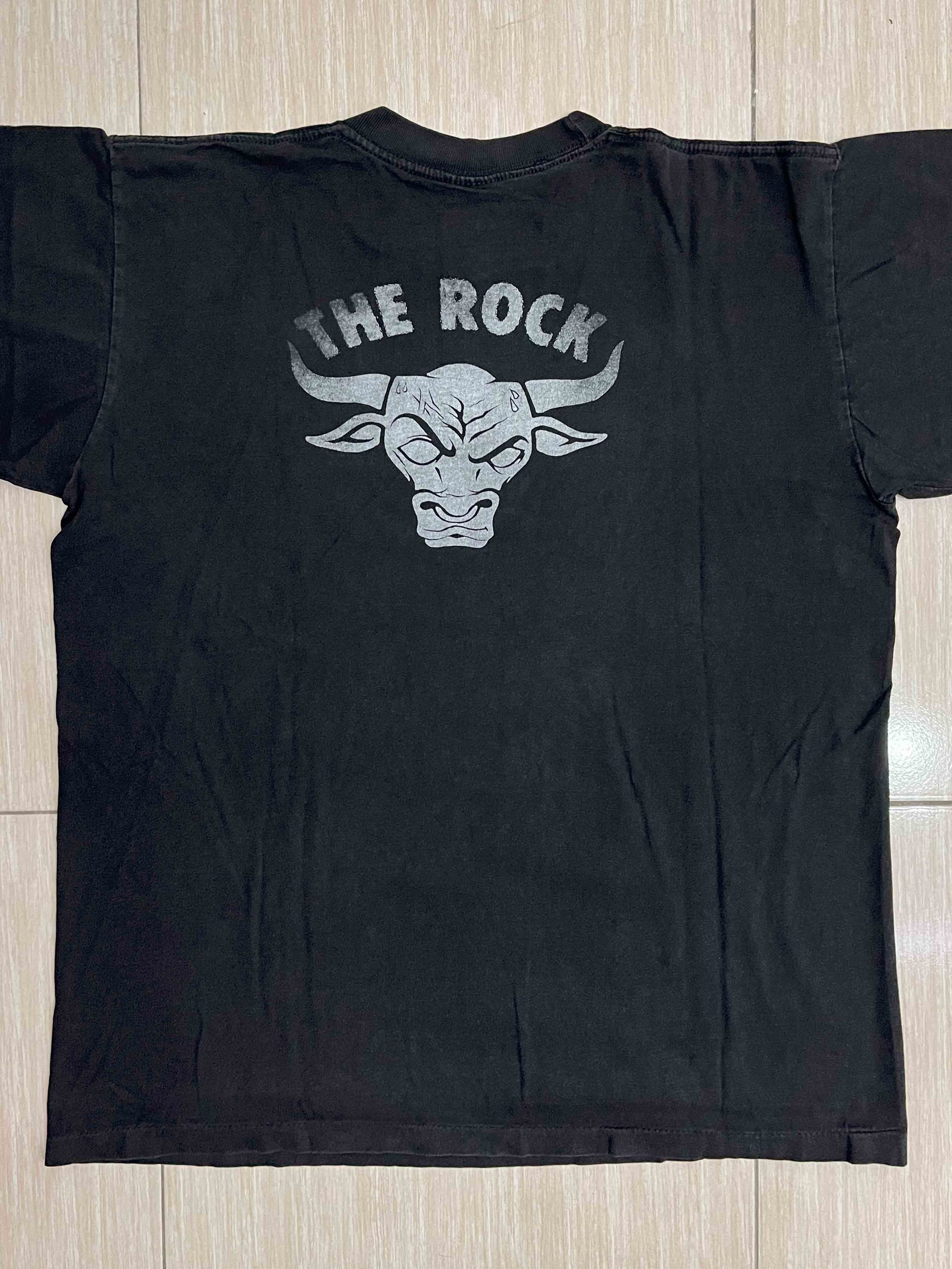 WWE Vintage 90s WWE WWF "The Rock" Wrestling T-shirt Size US L / EU 52-54 / 3 - 4 Thumbnail