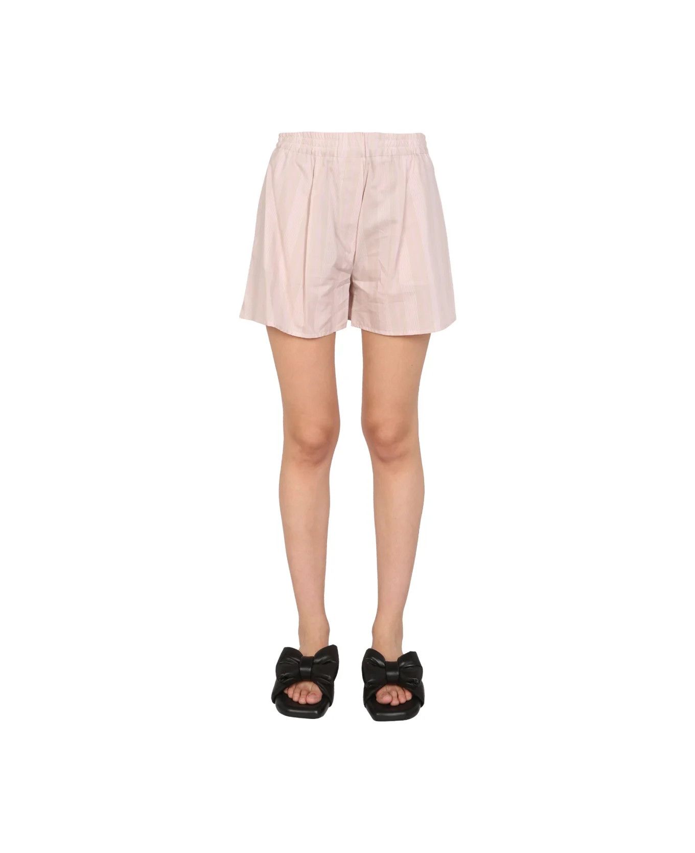 Off-White o1y1225 Short in Light Pink Size 26" / US 2 / IT 38 - 1 Thumbnail